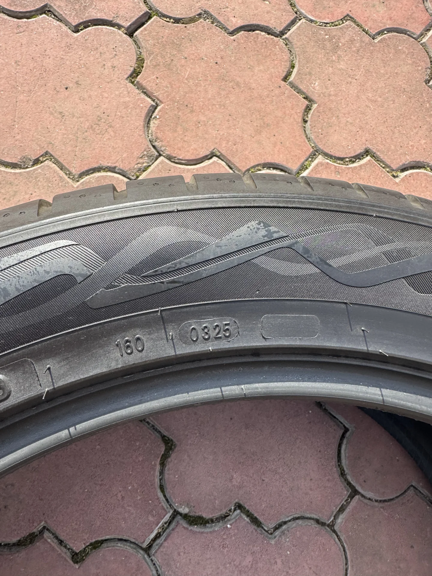 Резина летняя Ikon Autograph Ultra 2 275/45 r20 - миниатюра 4