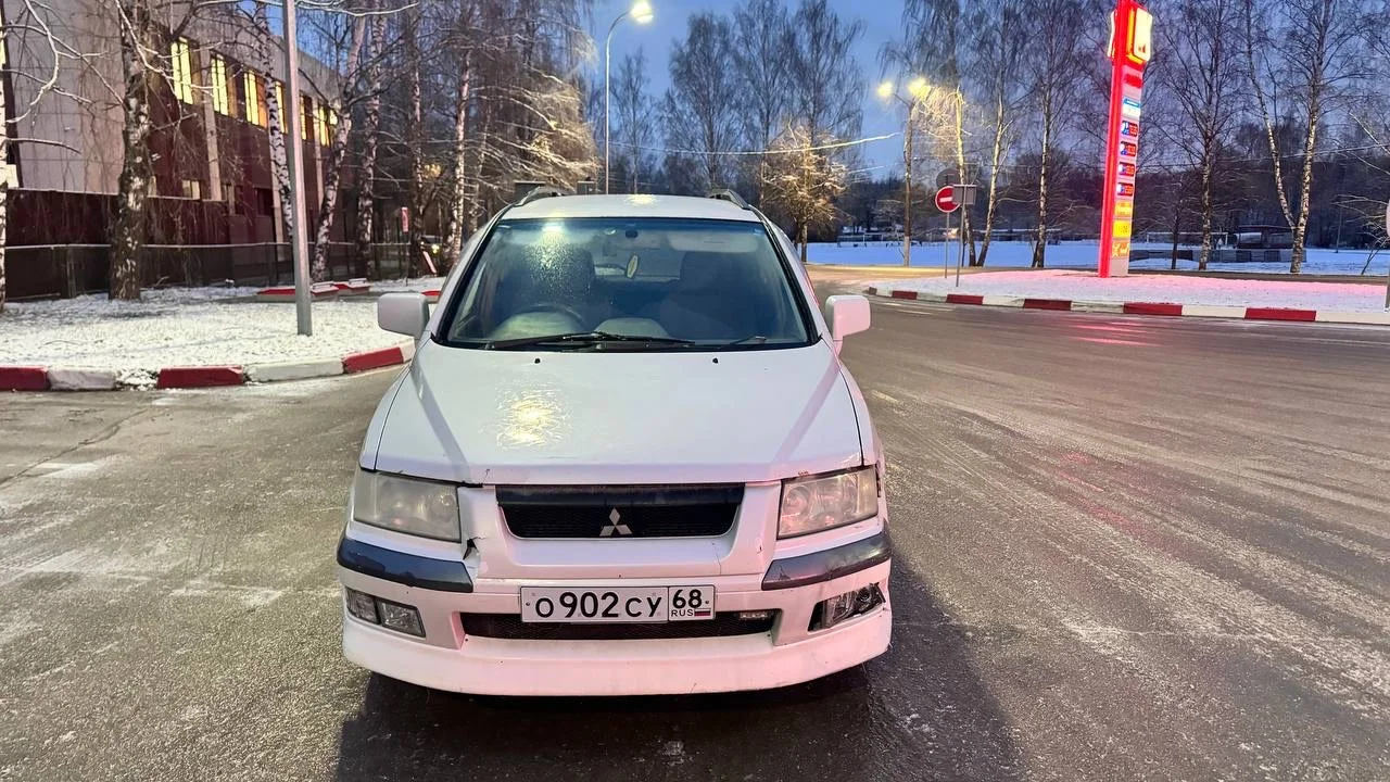 Митсубиси шариот - миниатюра 3
