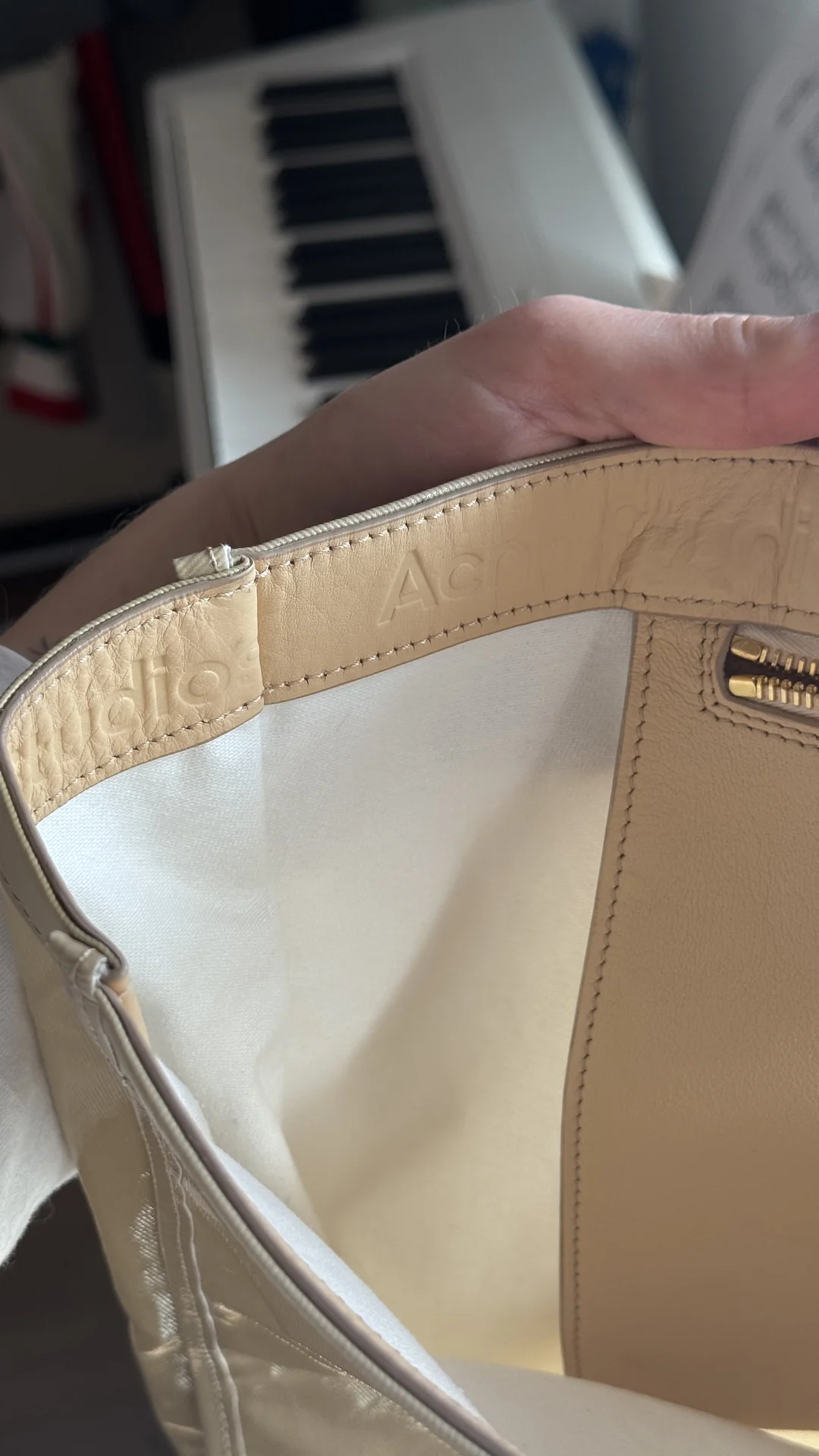 Acne Studios сумка оригинал Италия - миниатюра 2