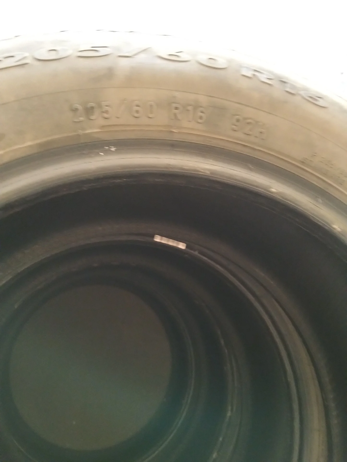Шины 205/60 r16 - миниатюра 2