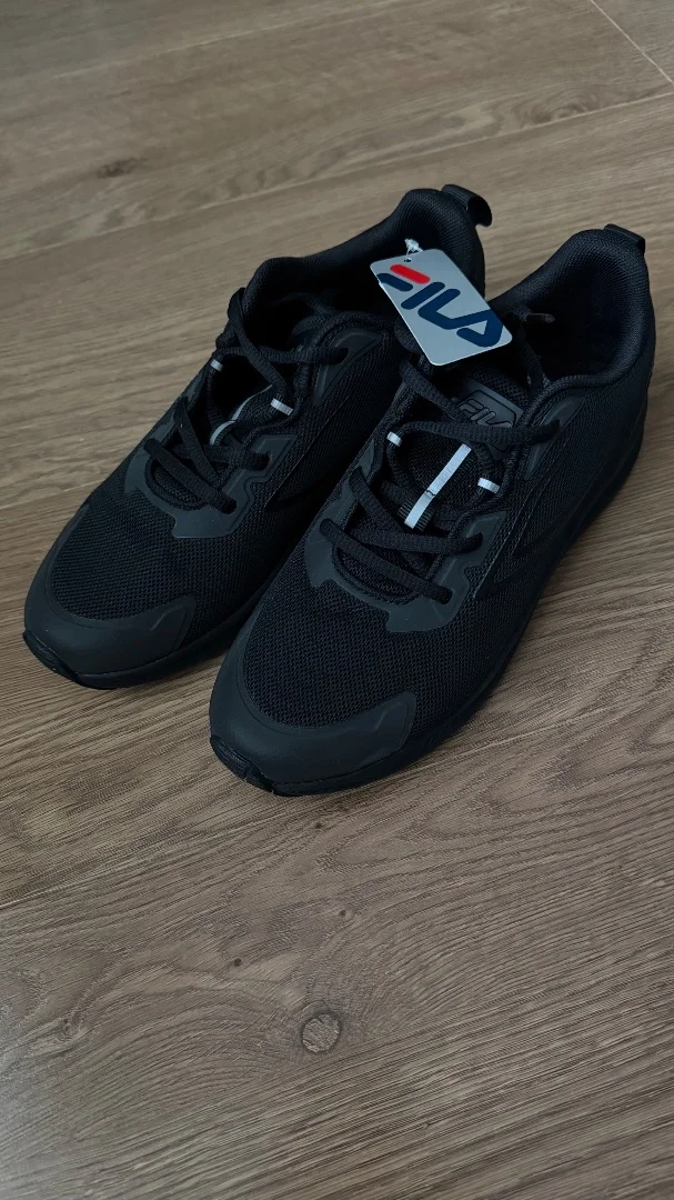 Кроссовки Fila - миниатюра 4