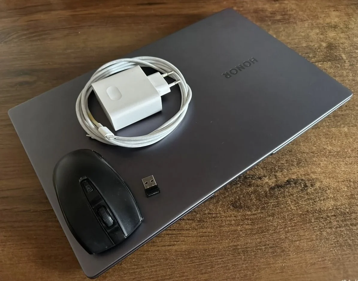 Ноутбук Honor MagicBook X15