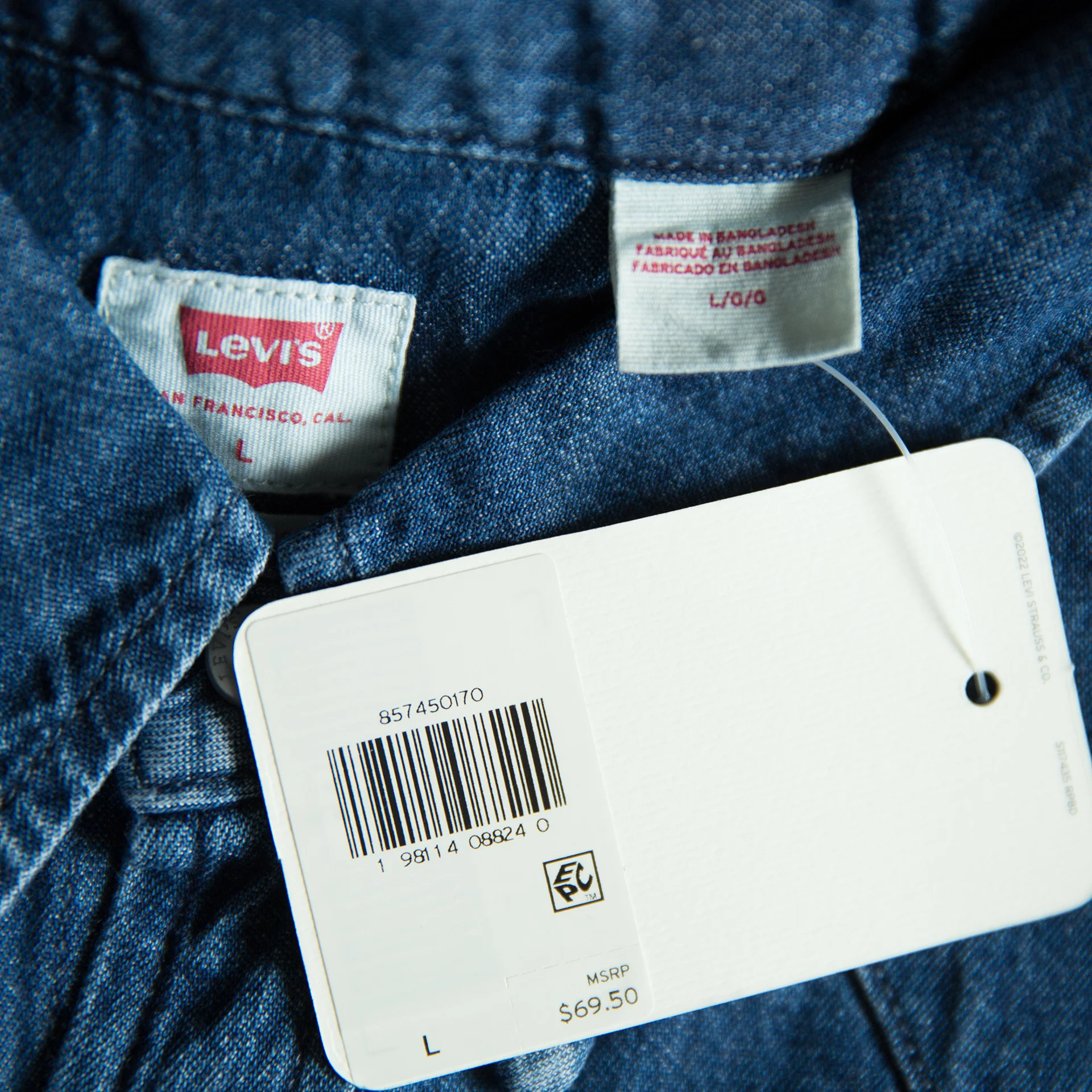 Джинсовая рубашка Levi’s Оригинал из США М - миниатюра 4