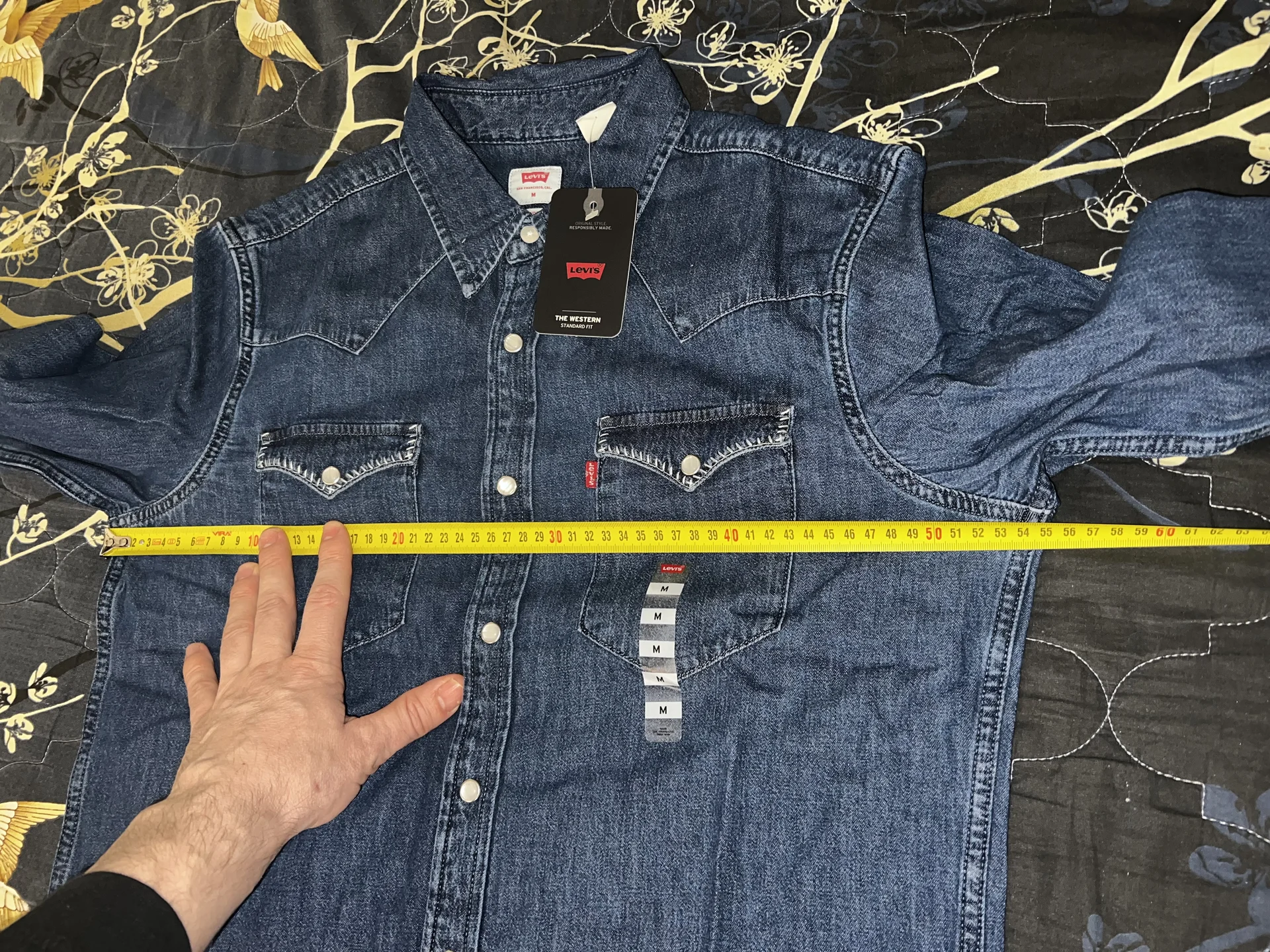 Джинсовая рубашка Levi’s Оригинал из США М - миниатюра 7