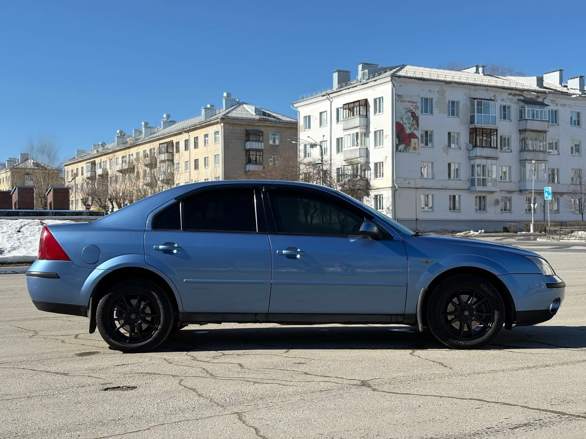 Ford Mondeo 2.0 AТ - миниатюра 3