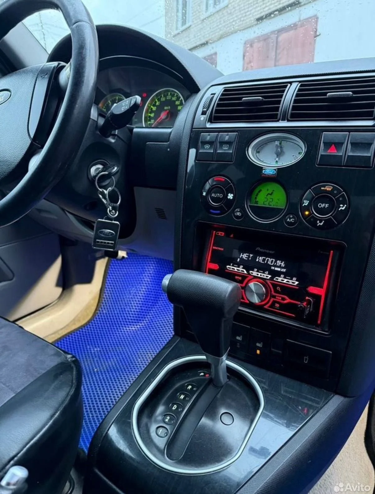 Ford Mondeo 2.0 AТ - миниатюра 12
