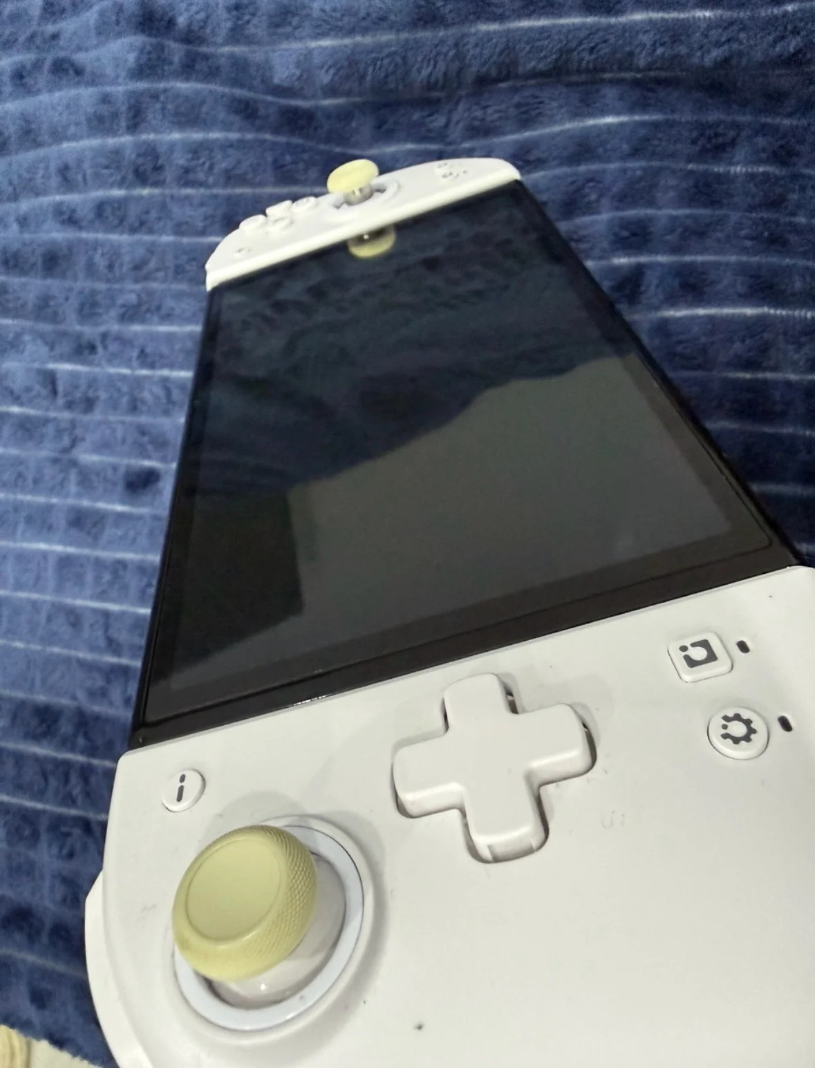 Nintendo Switch oled - миниатюра 4