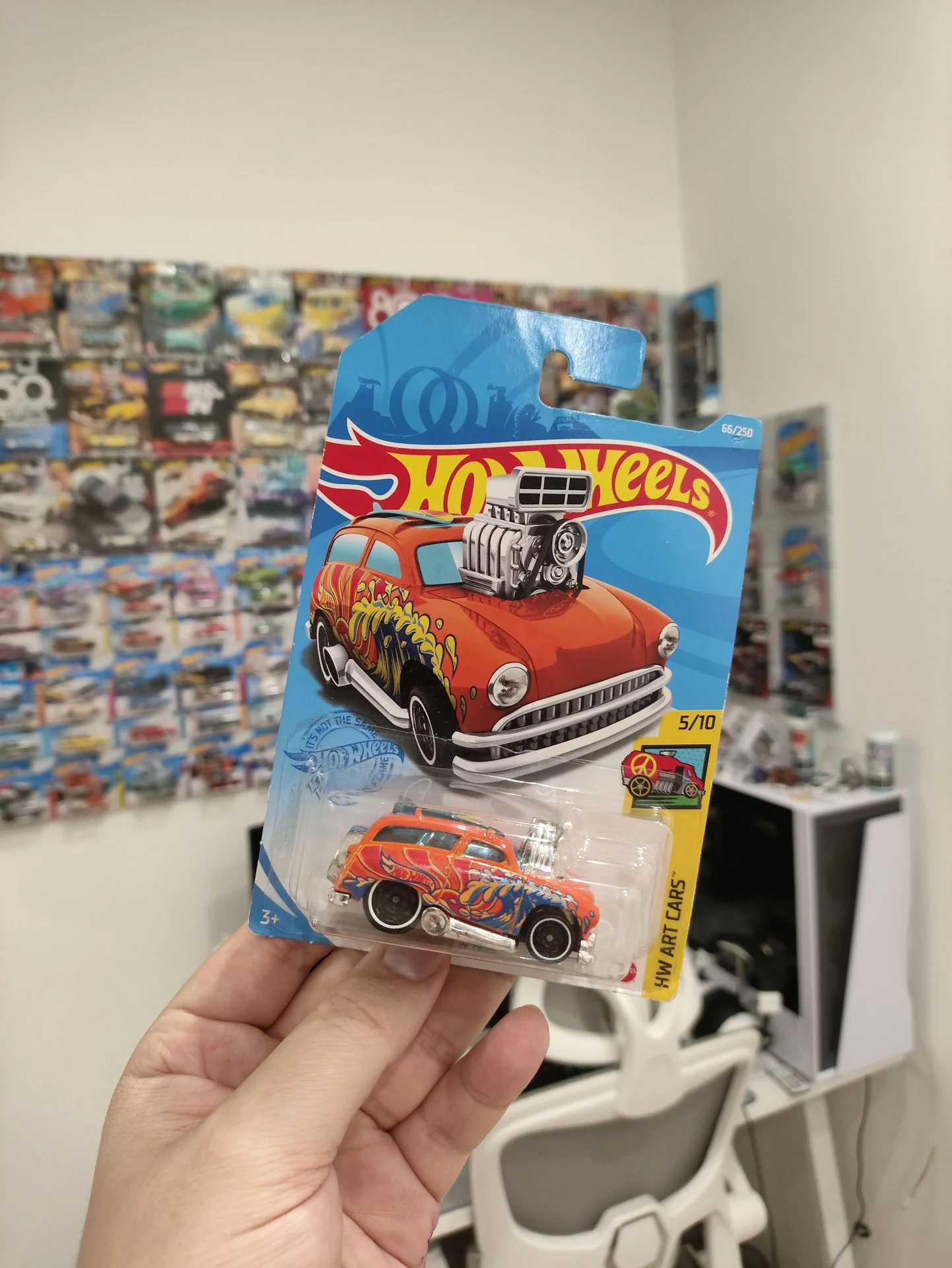 Машинки Hot Wheels - миниатюра 6