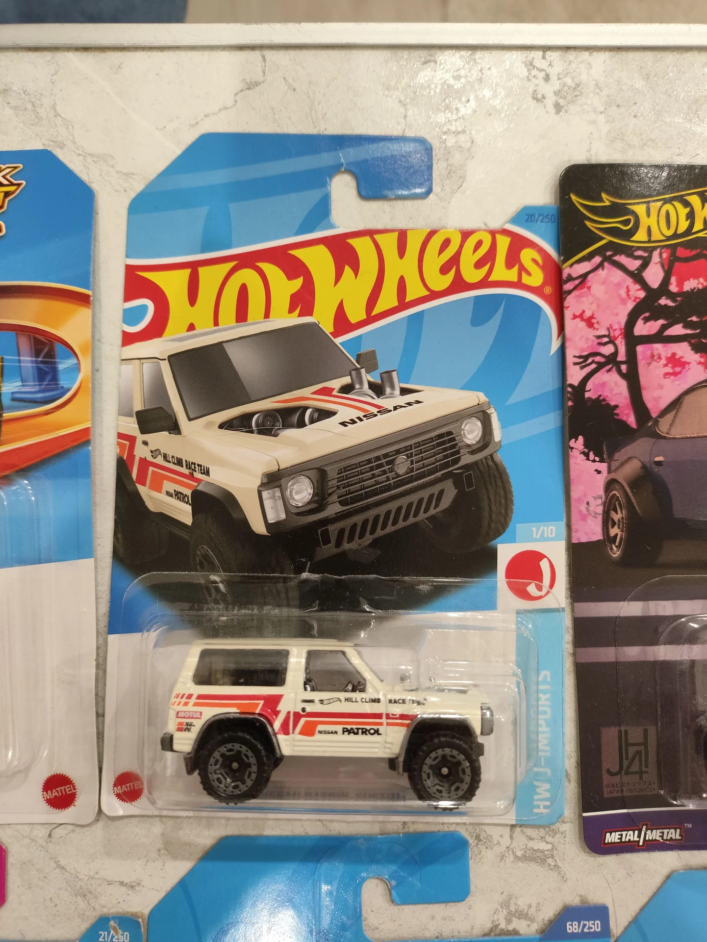 Машинки Hot Wheels - миниатюра 20