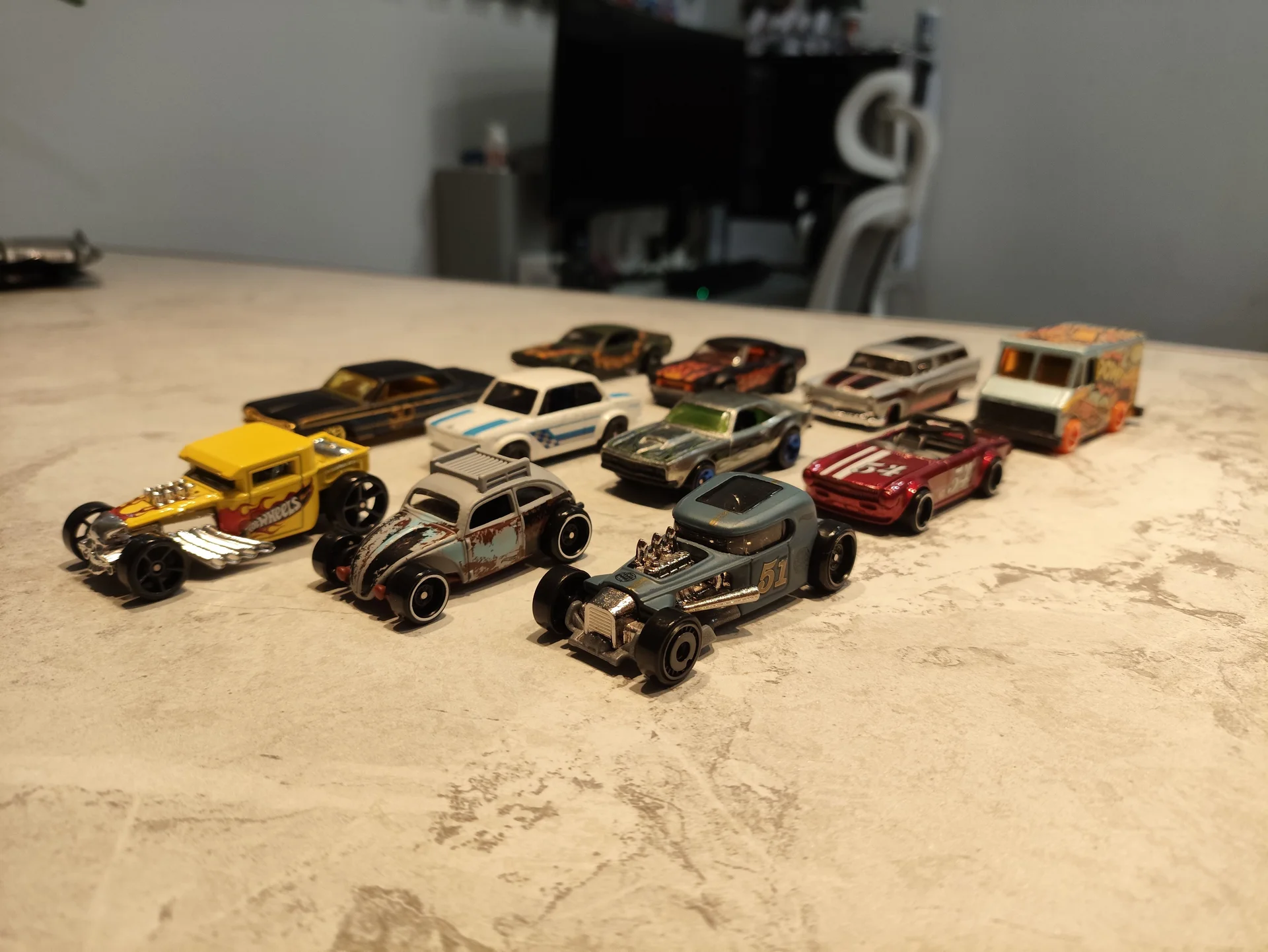 Машинки Hot Wheels - миниатюра 24
