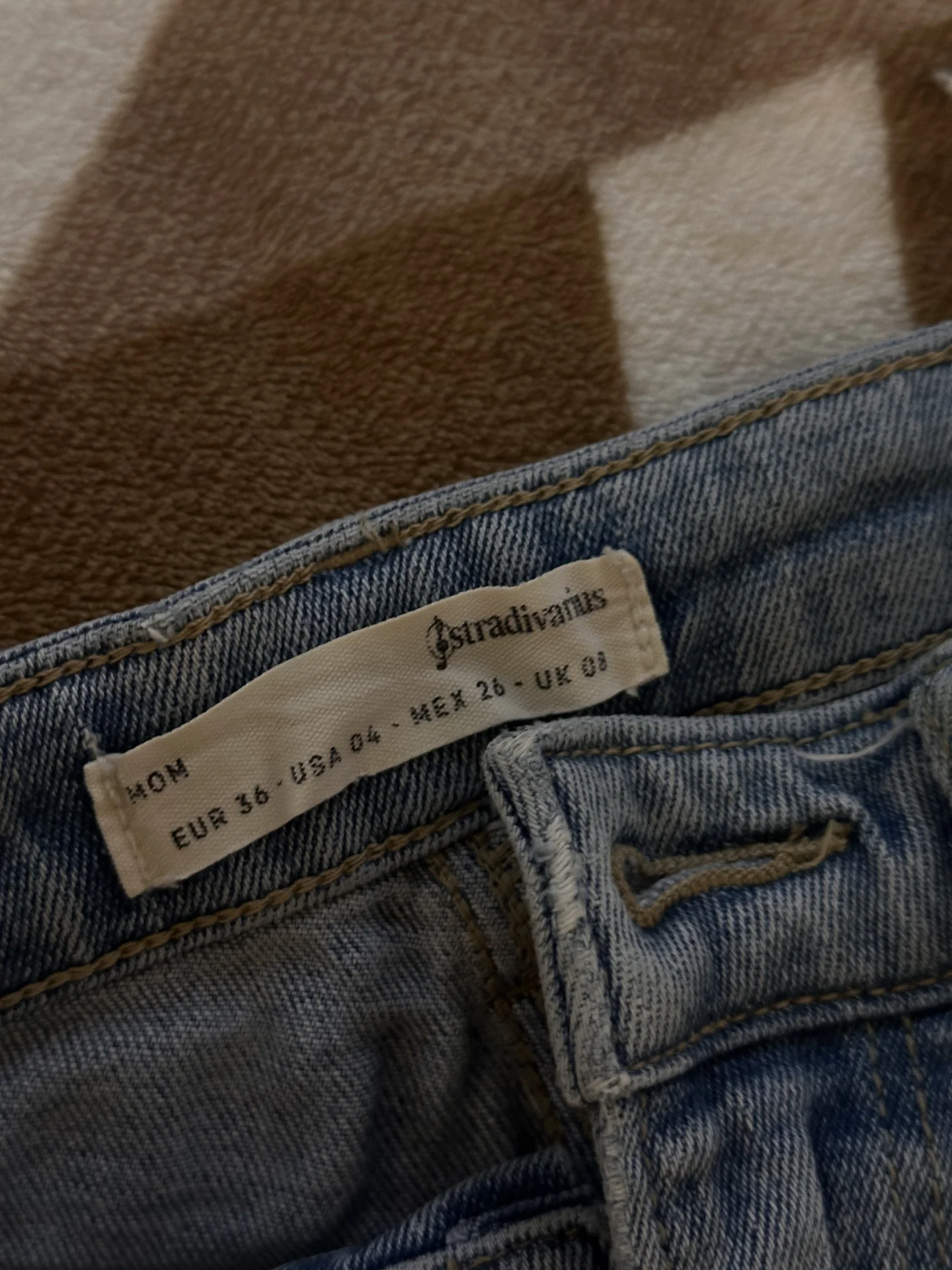Джинсы женские stradivarius mom 36 - миниатюра 3