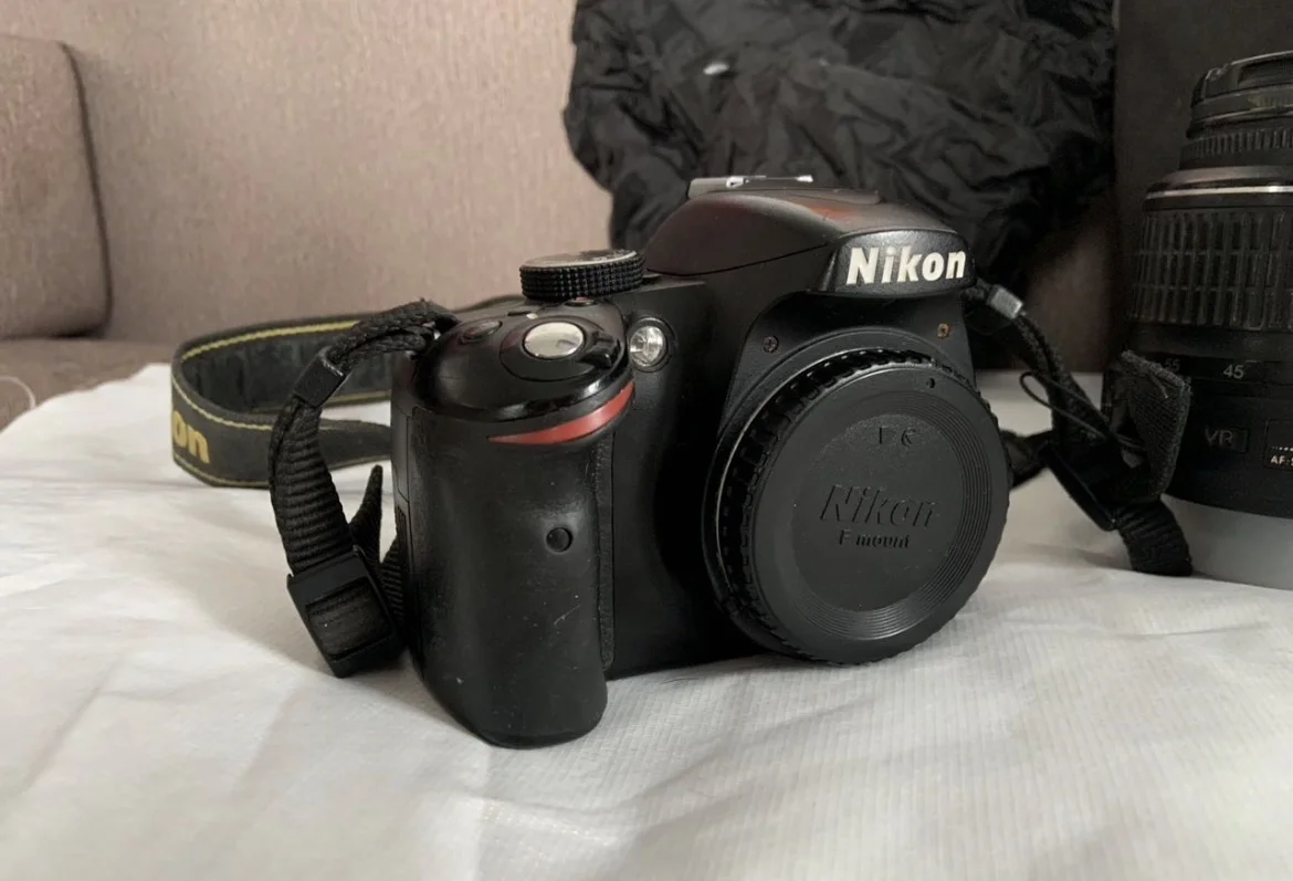 Фотоаппарат Nikon - миниатюра 2