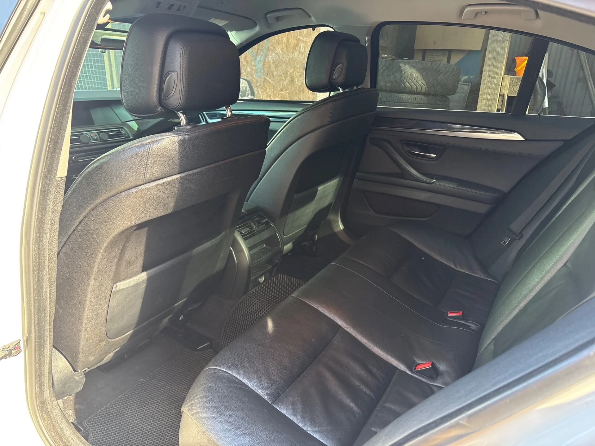 BMW 528 xDrive - миниатюра 4
