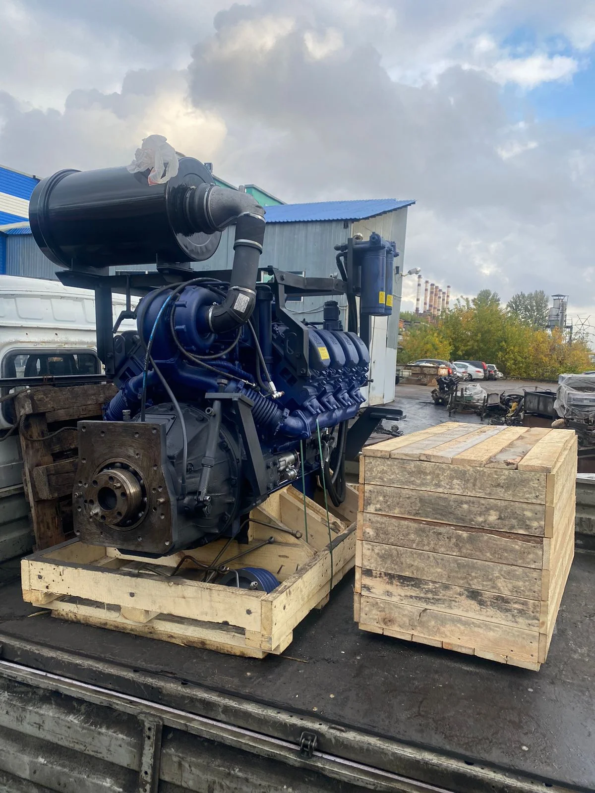 ТМЗ Двигатель 8486 на Komatsu - миниатюра 2