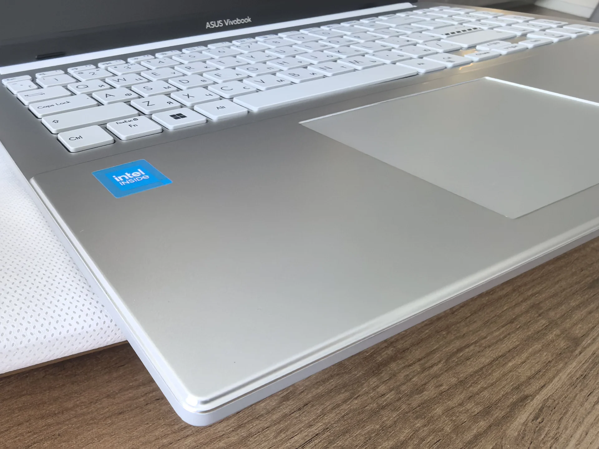 Ноутбук ASUS  Aspire E1504GA-BQ560 - миниатюра 4