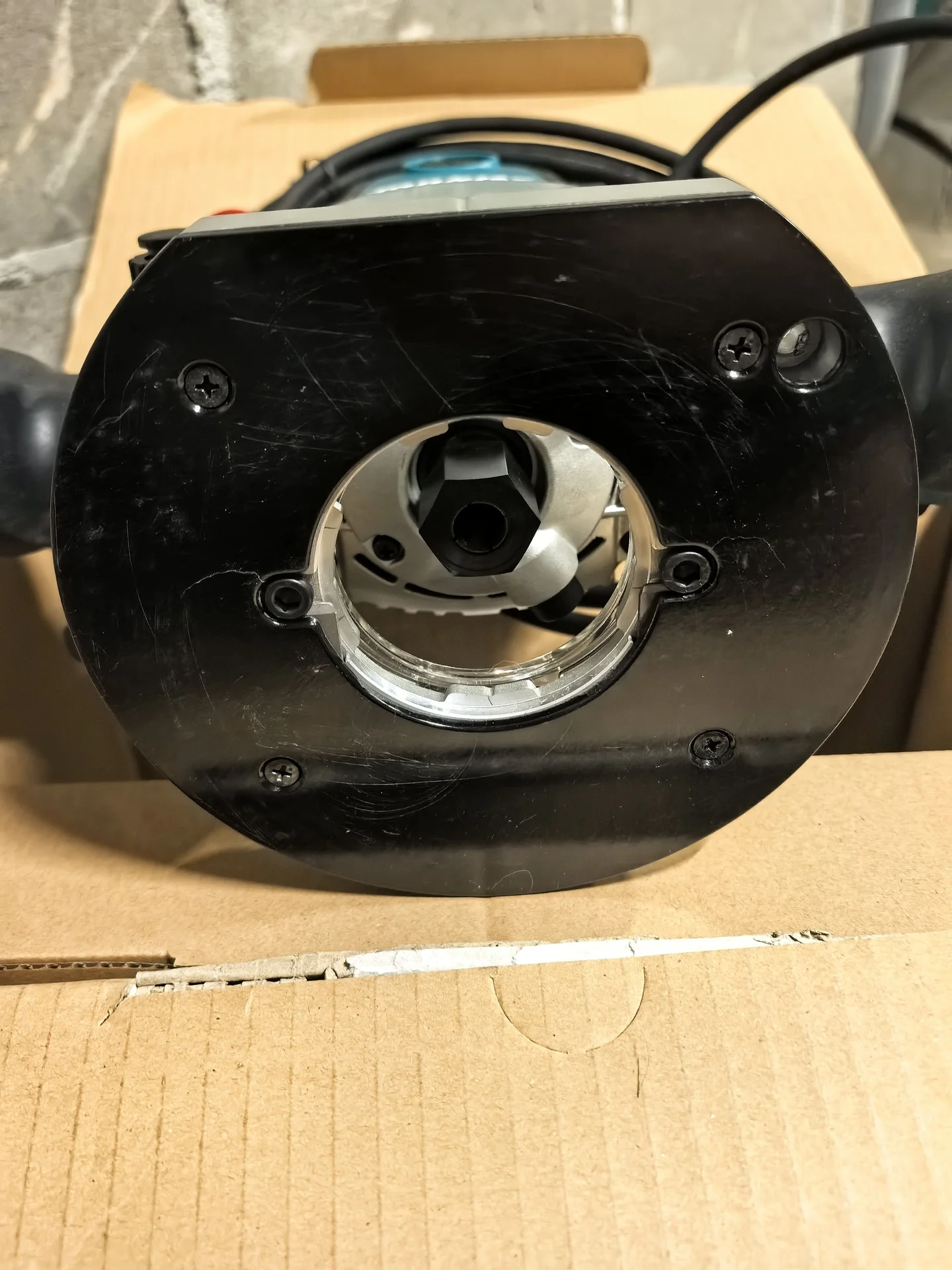 Фрезер Makita RP2301FCX - миниатюра 2