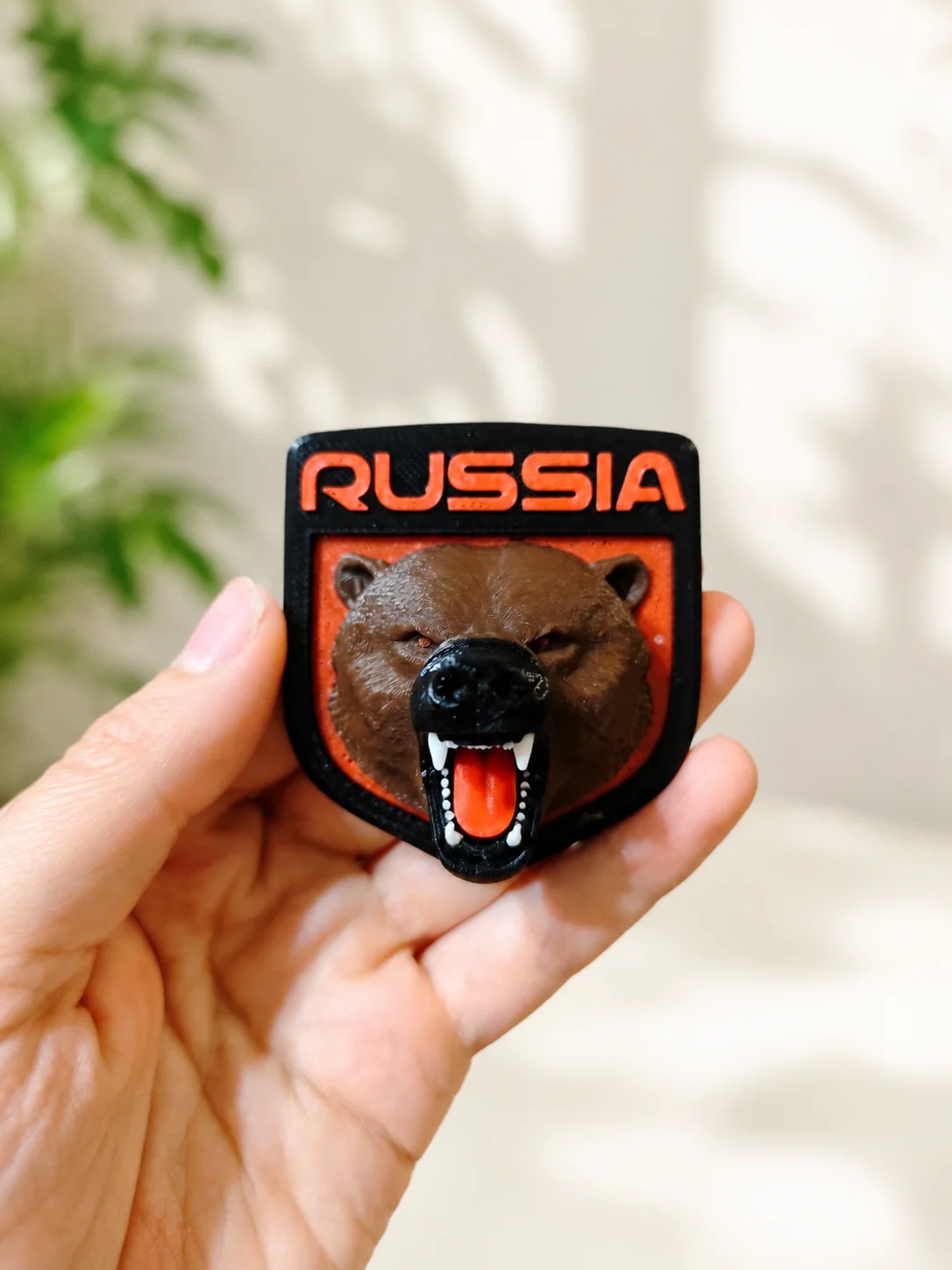 3D шильдик RUSSIA с медведем на авто 55×60 мм - миниатюра 2