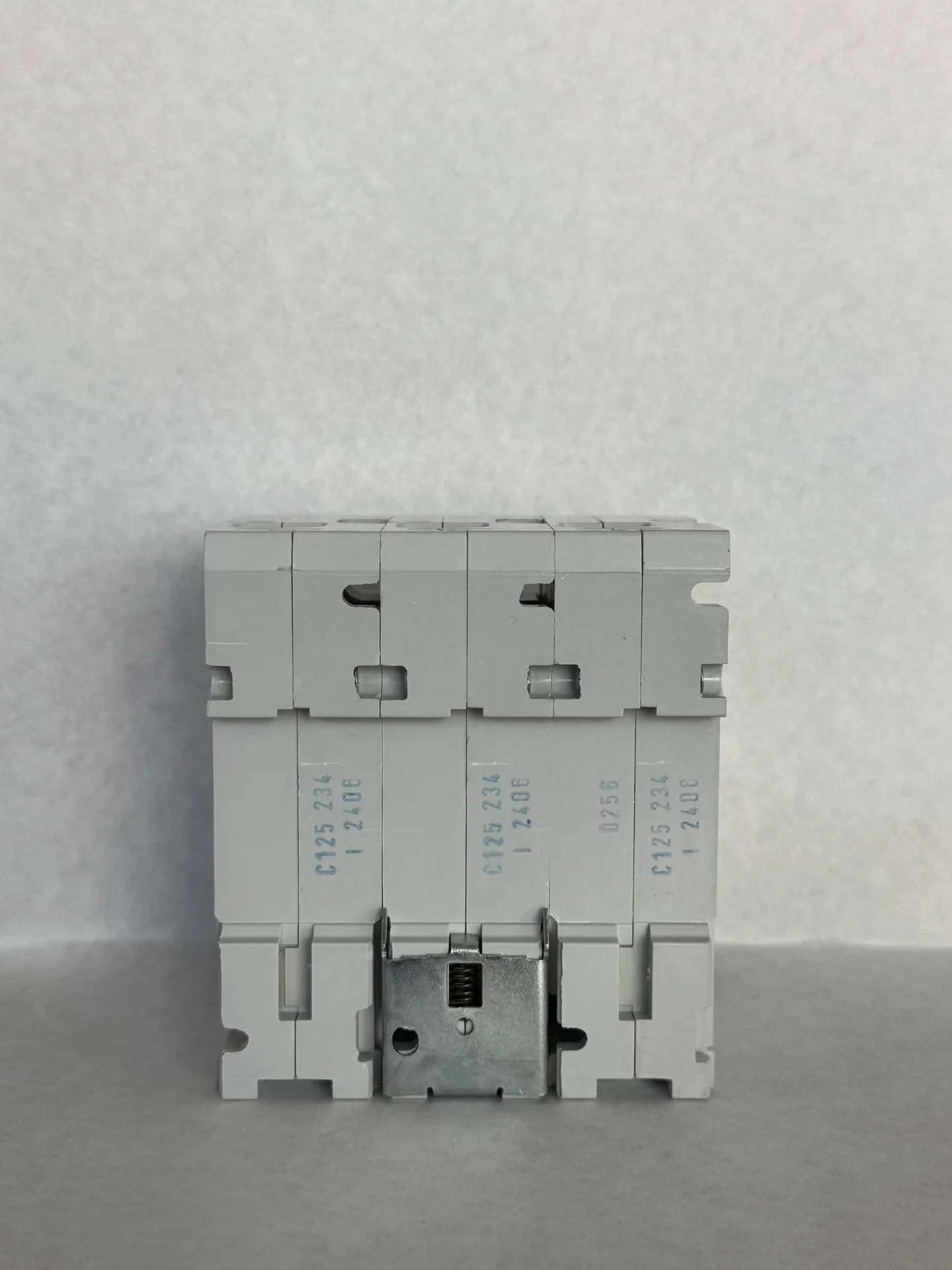 Автоматический выключатель ABB S293 C125 3 фазы - миниатюра 4