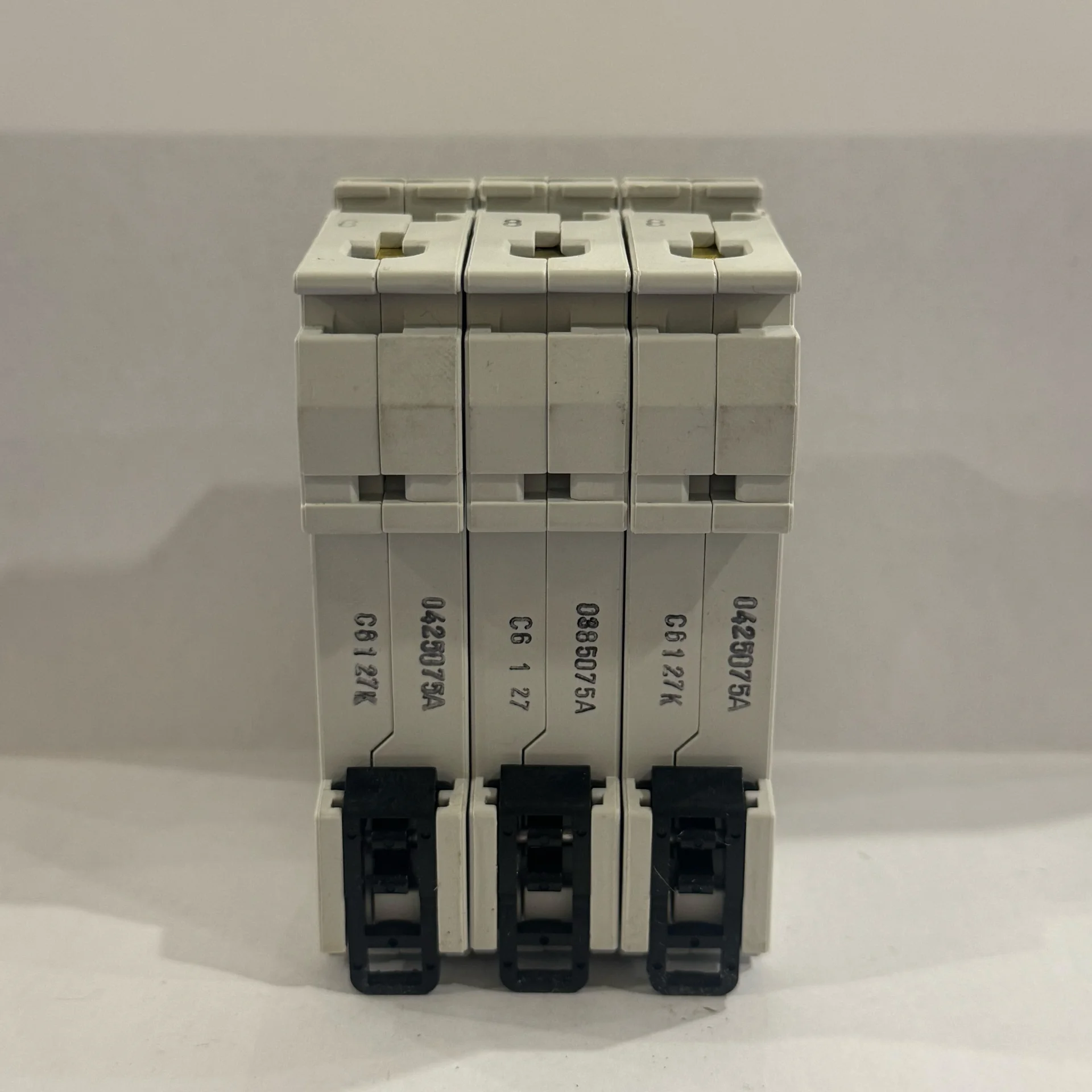 Автоматический выключатель ABB S231R C6 - миниатюра 7