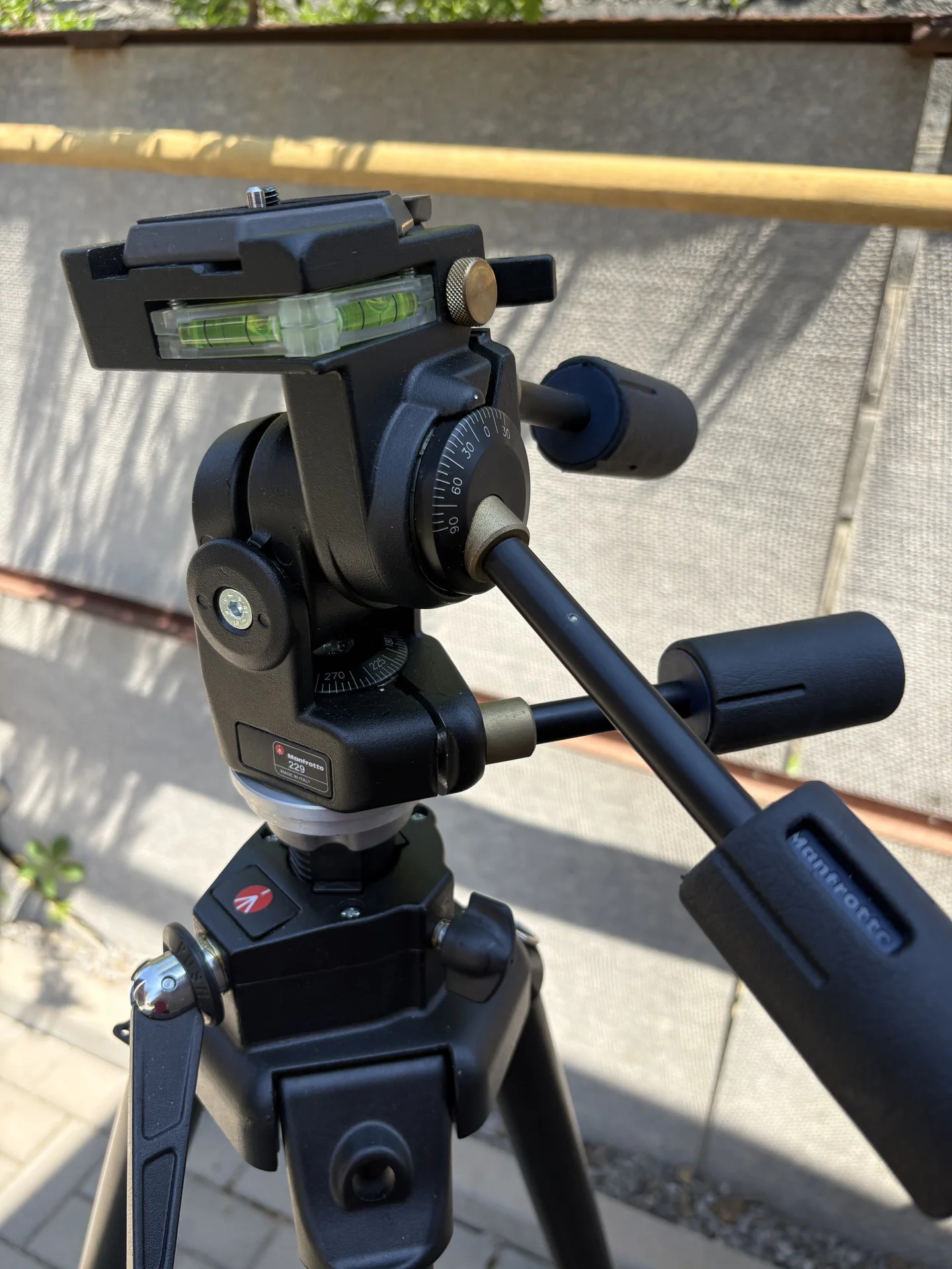 Штатив Manfrotto 475B с головой 229 - миниатюра 3
