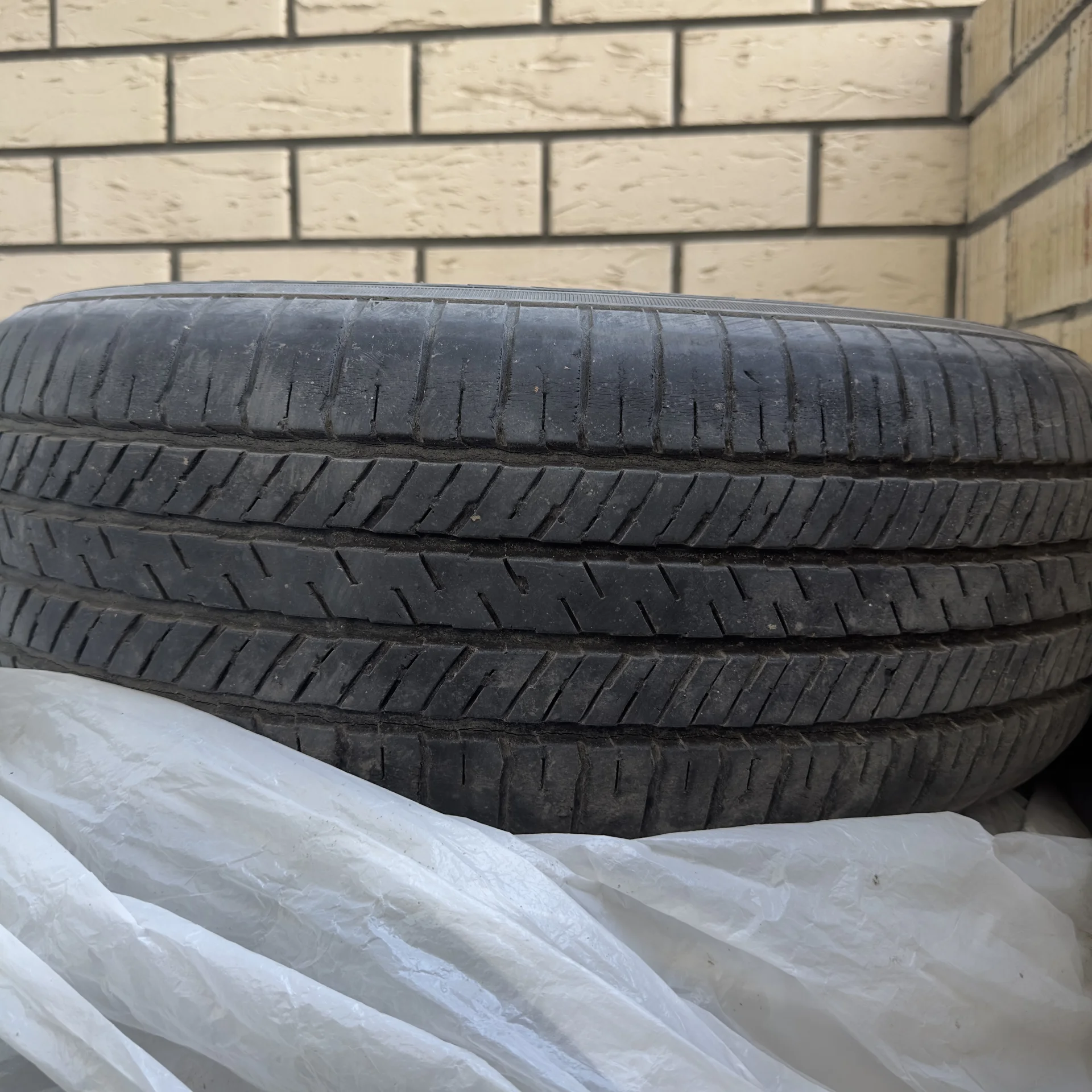 Шины летние Yokohama Geolandar G91 225/60 R17 99 - миниатюра 2
