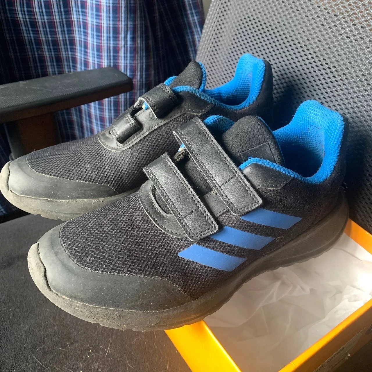 детские кроссовки adidas 36 размер - изображение 1