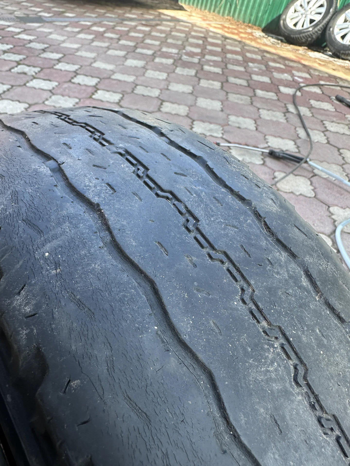 Bridgestone duravis R630 215 70 r15c - миниатюра 5