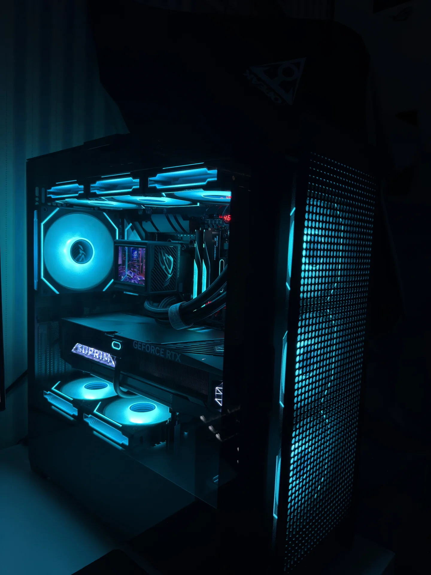 Игровой компьютер 9950x3d/5080/128gb/6TB - изображение 1