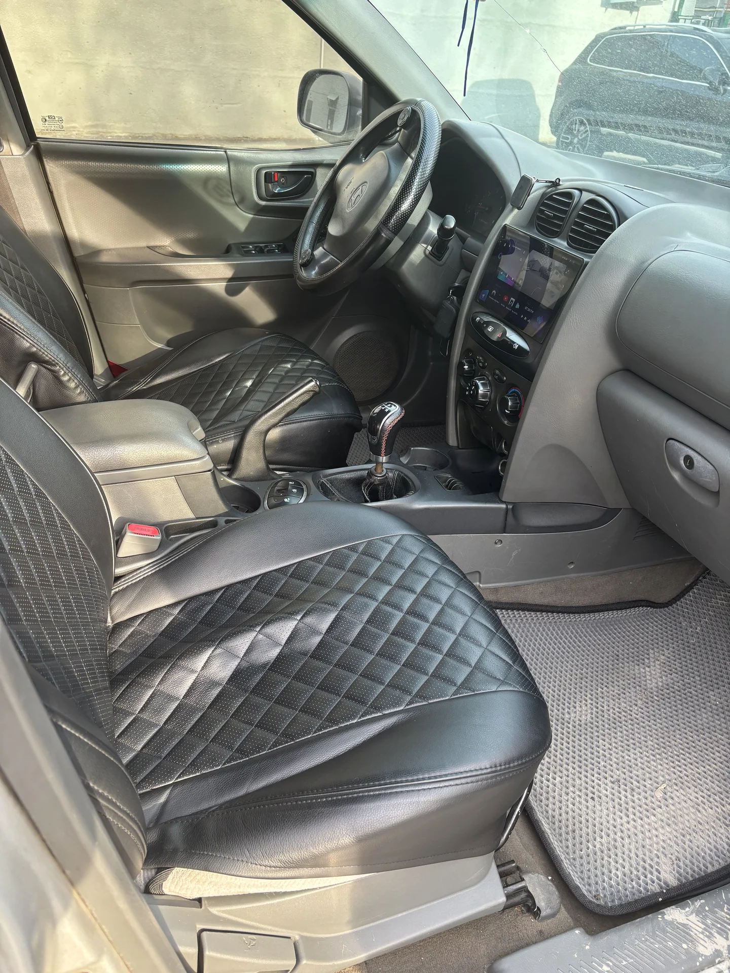 Hyundai Santa Fe - миниатюра 7