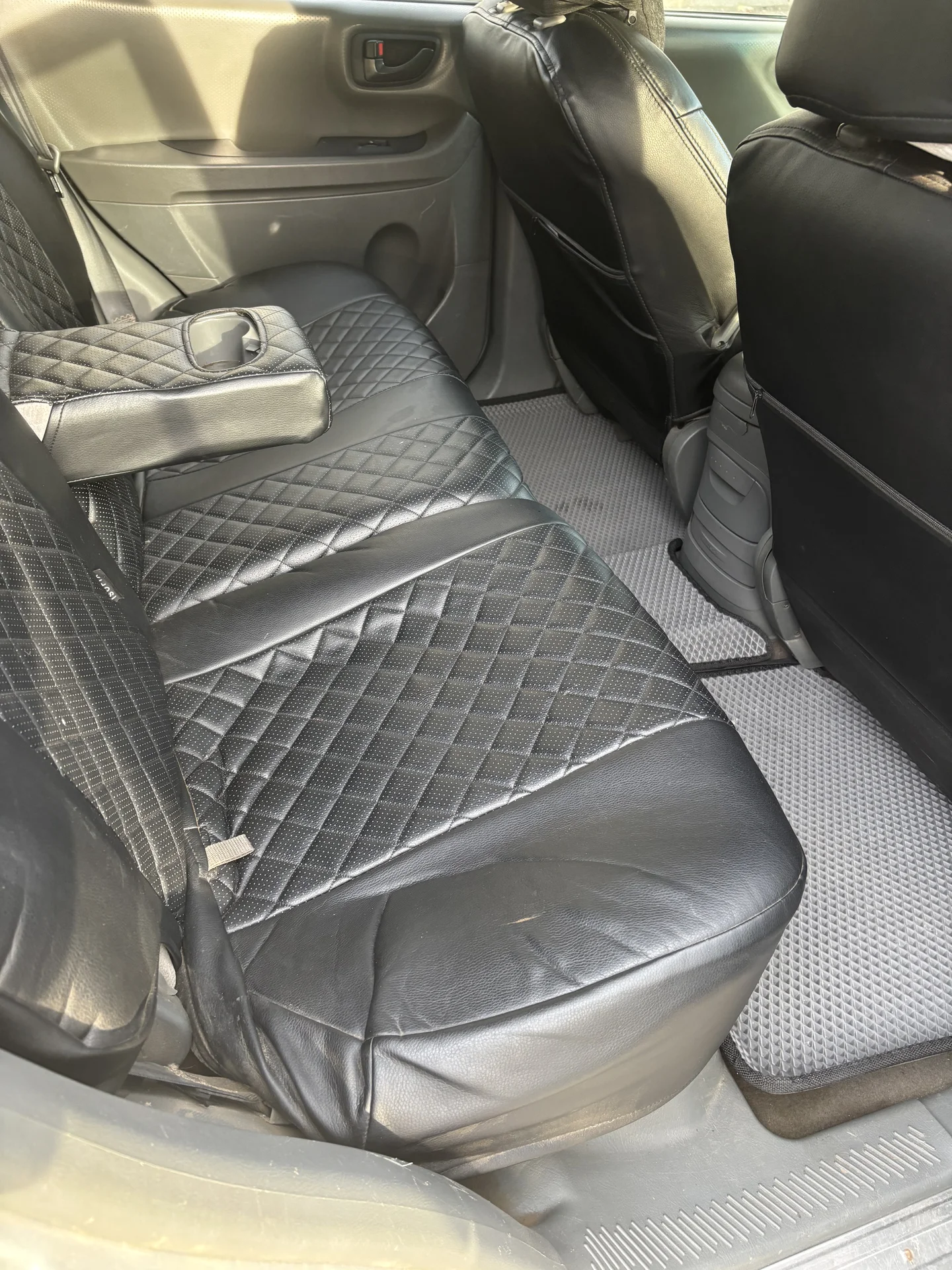 Hyundai Santa Fe - миниатюра 8