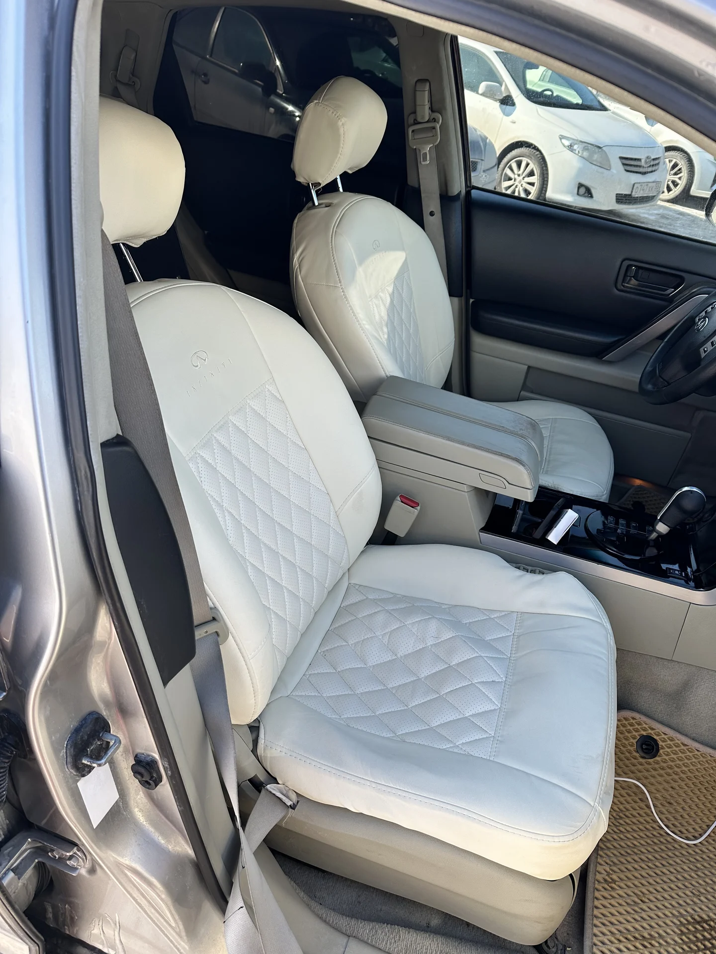 Infiniti FX 35 - миниатюра 8