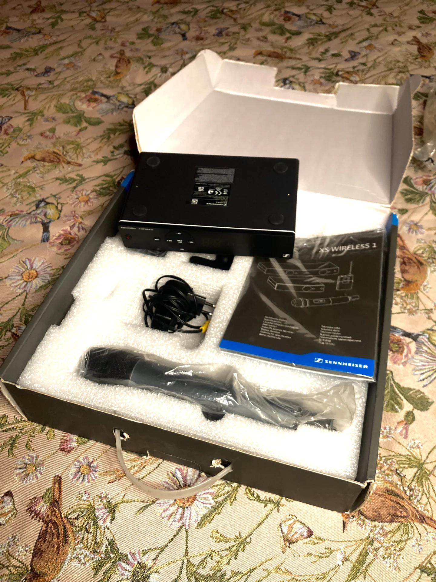 Sennheiser XS Wireless 1 беспроводной вокальный - миниатюра 2