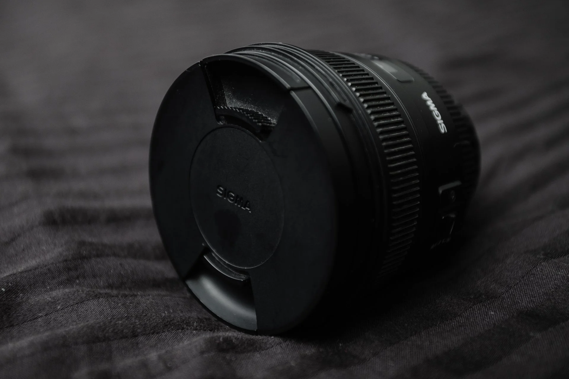 Объектив Sigma AF 50mm f/1.4 EX DG HSM Canon EF - миниатюра 5