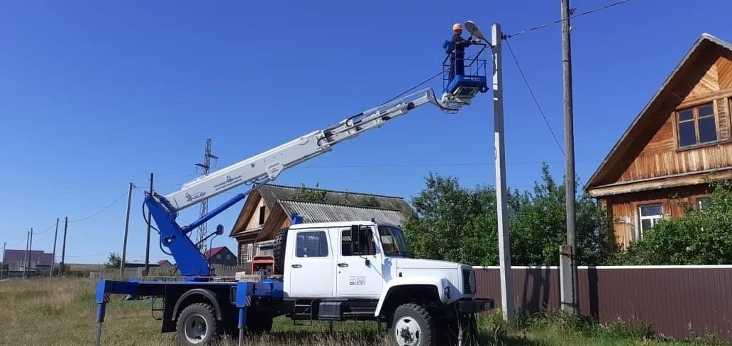 Услуги телескопической автовышки-вездехода, 300 кг, 22 м - миниатюра 2