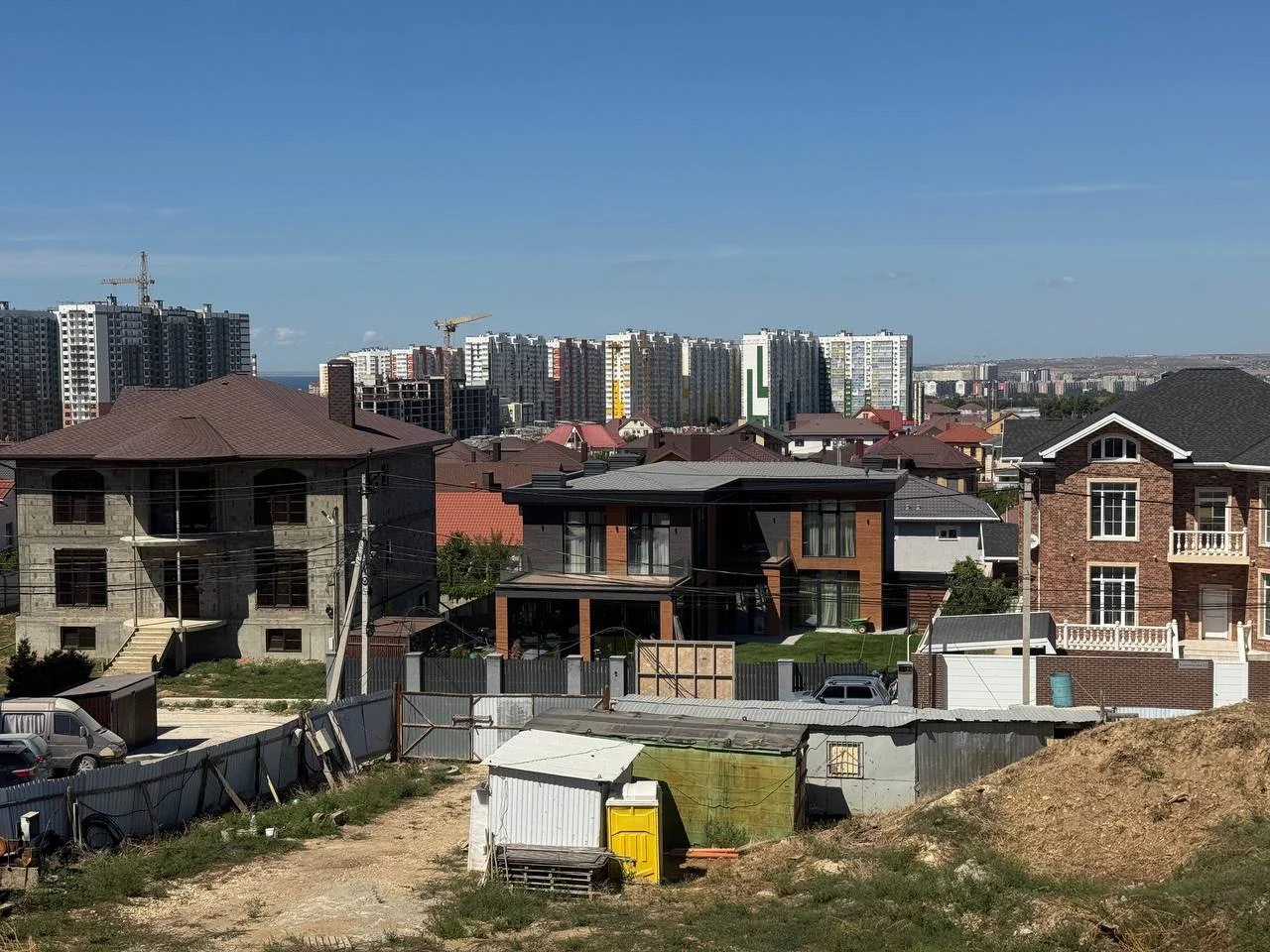 "Таунхаус 196 м² с видом на море в Су-Псехе — гараж, 3 этажа, газ и асфальт у дома!" - миниатюра 29