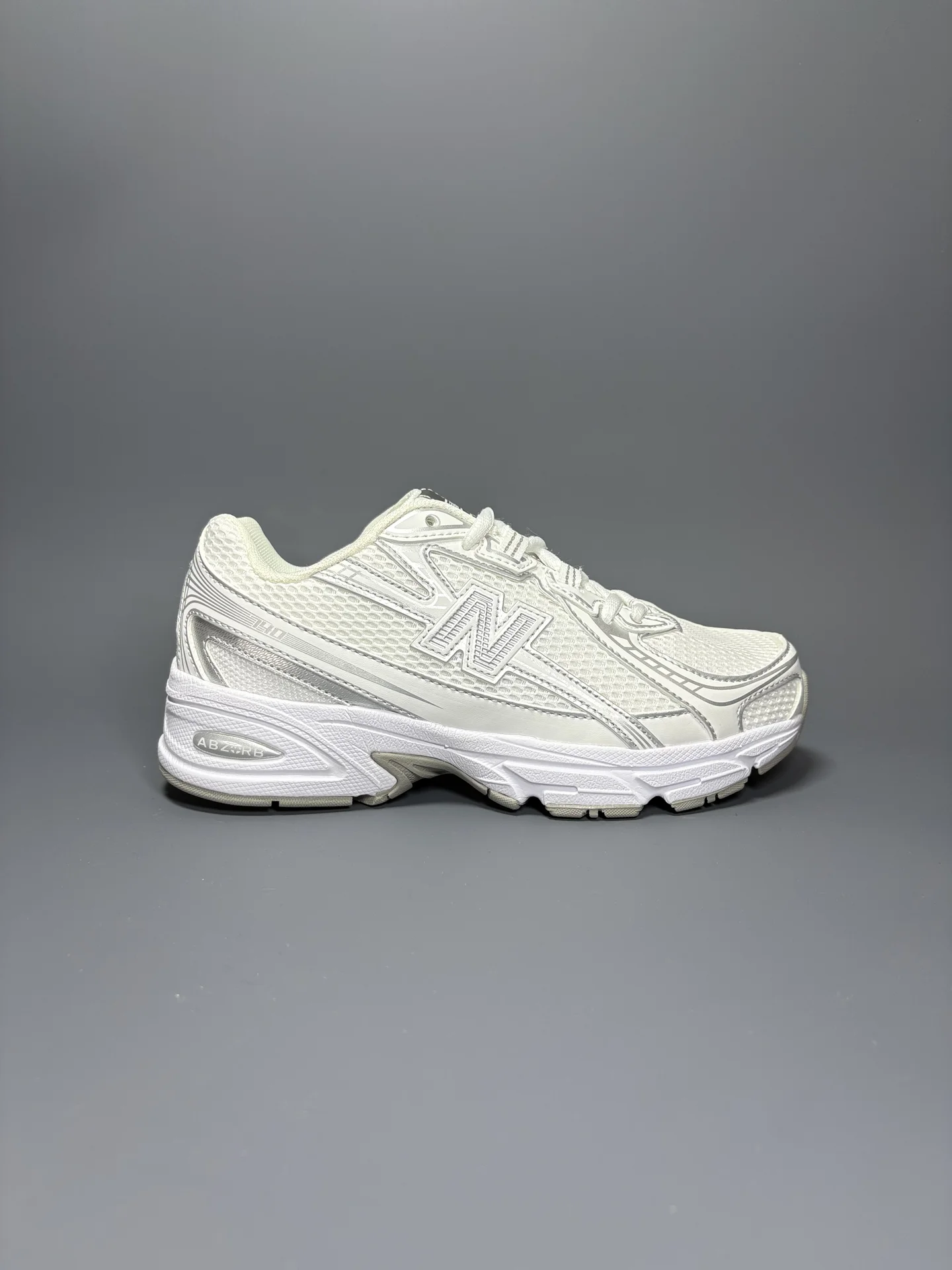 New Balance 740 Triple White - изображение 1