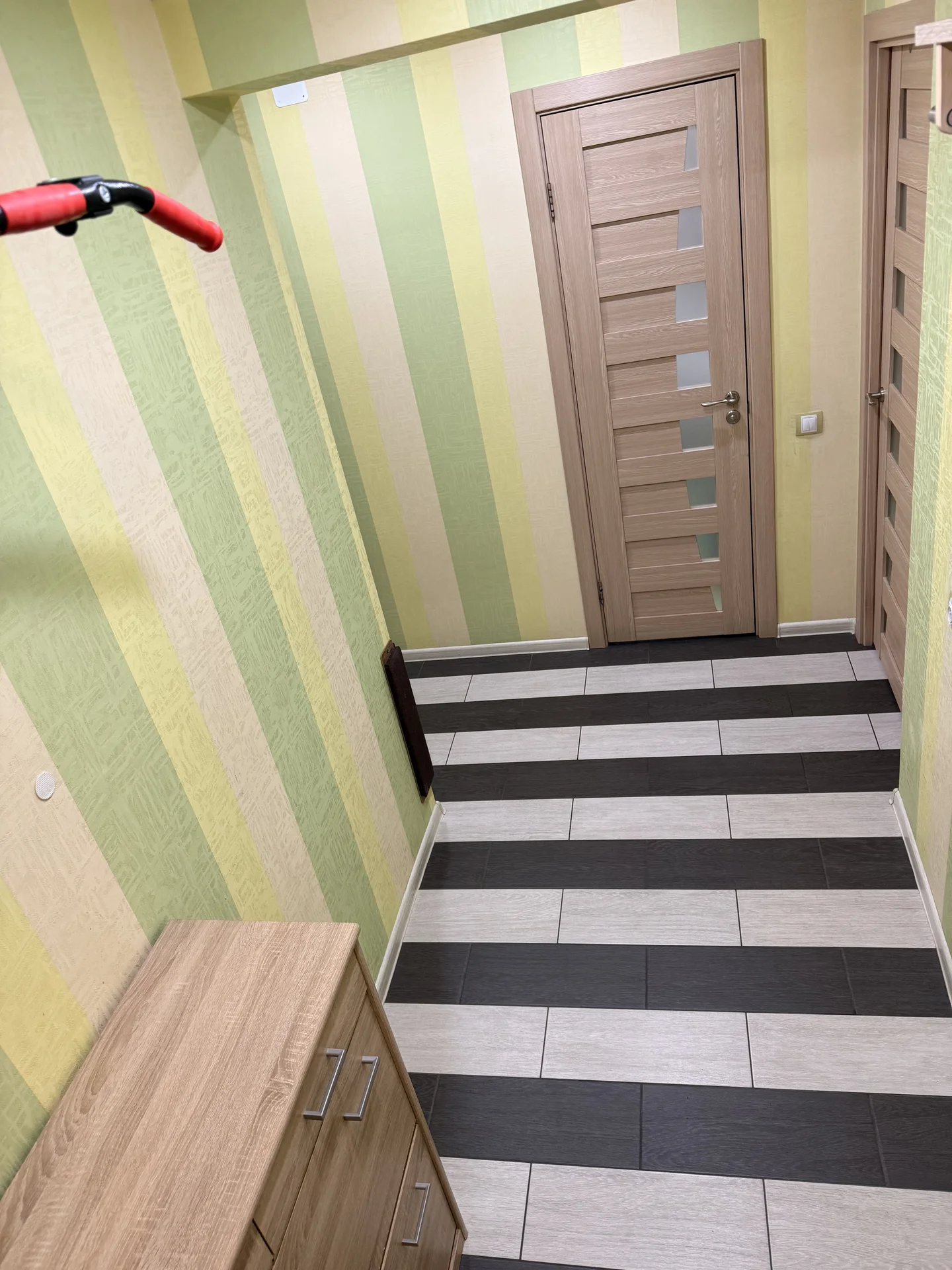 Продам 1-к квартиру - миниатюра 8