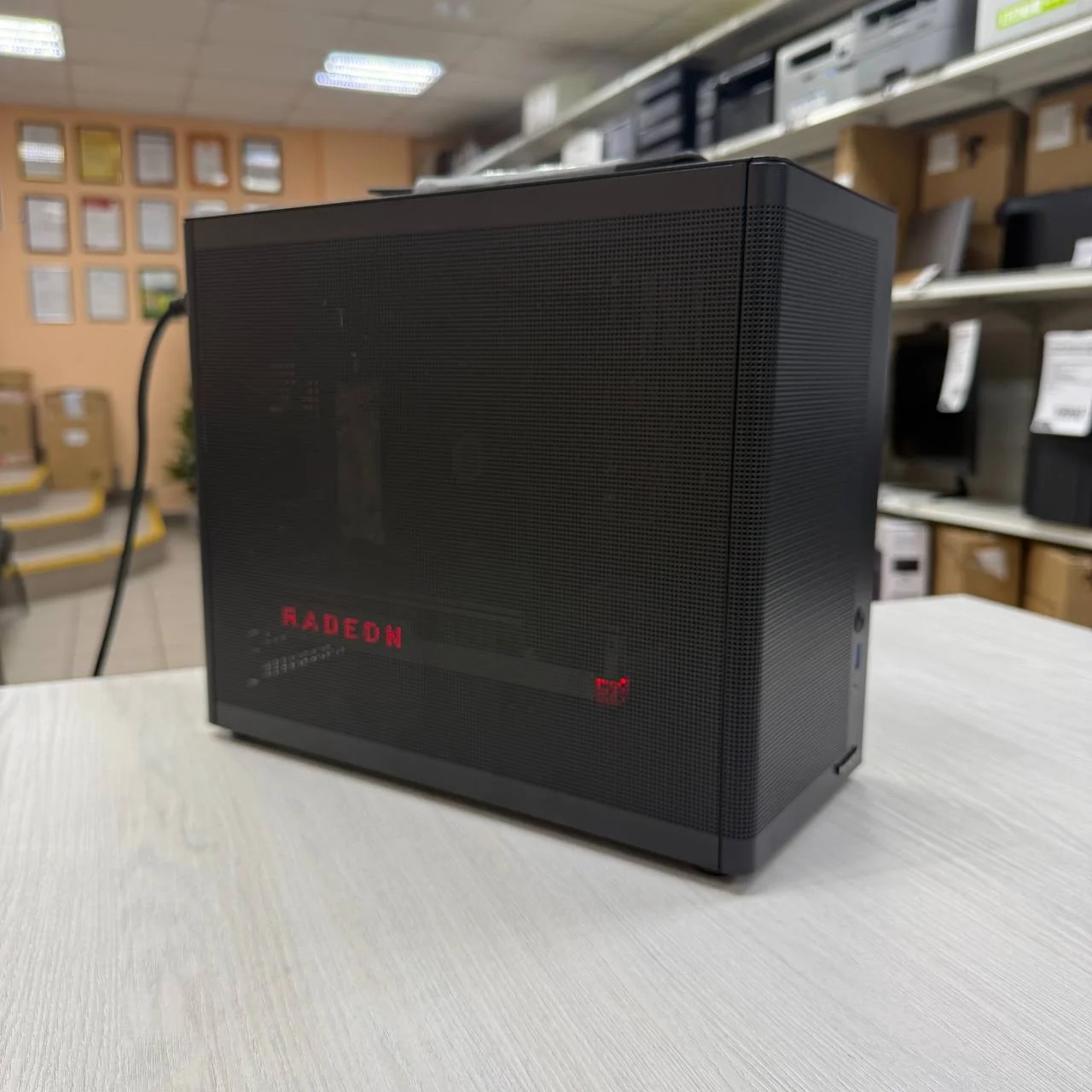Игровой пк e5-2690v4, Radeon VII, 32 DDR4, 256 SSD - миниатюра 2