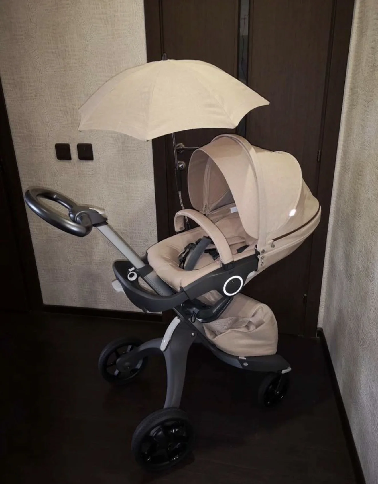 Коляска Stokke Xplory V5 - миниатюра 3