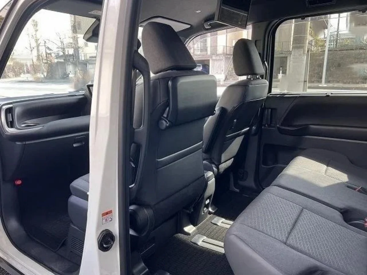 Продам Тойота Ноах Toyota Noah минивэн - миниатюра 13