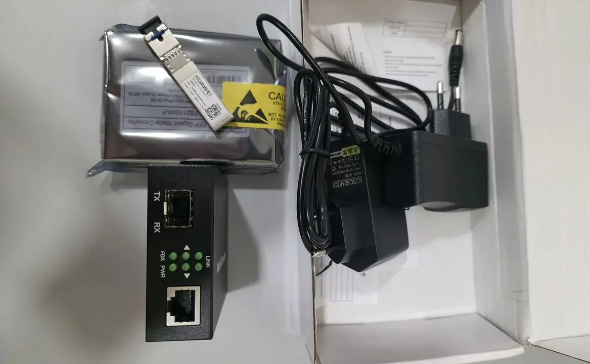 Медиаконвертер JT-COM JT-F8211GW-F + Модуль SFP - миниатюра 3