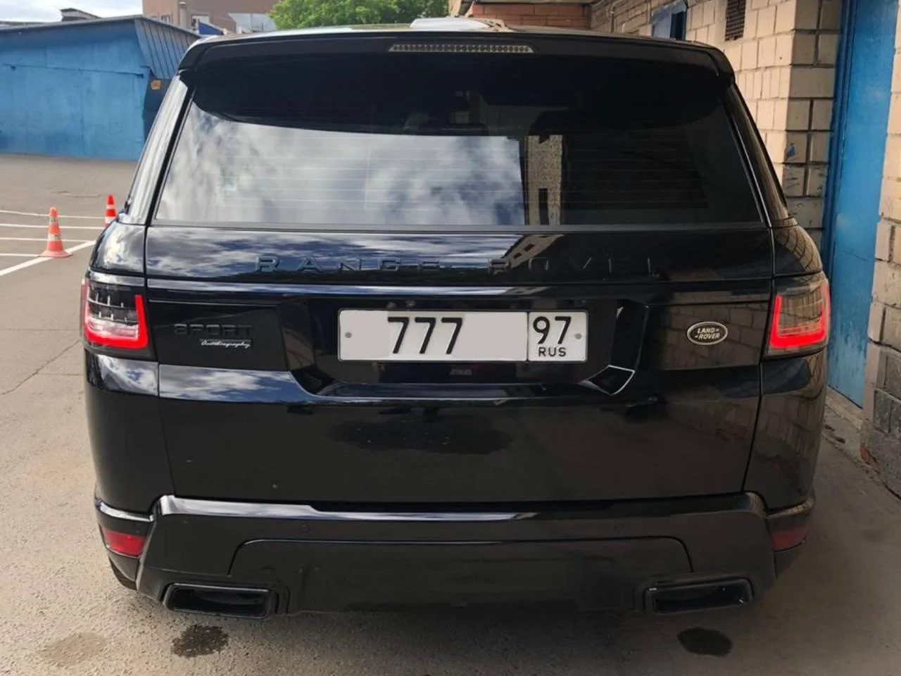 Рестайлинг Оригинал Range Rover 2018 под Ключ - миниатюра 4