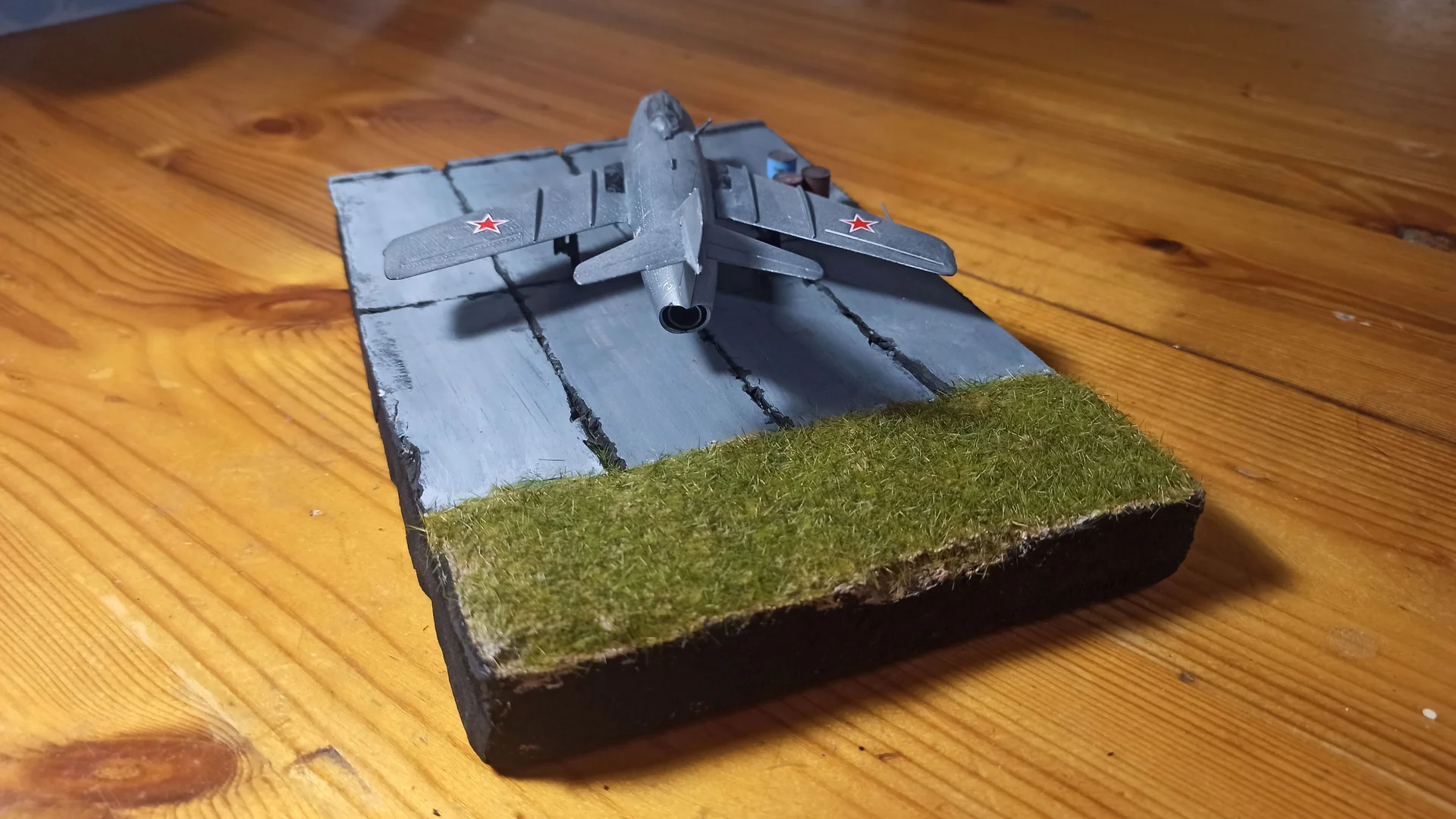 Диорама МиГ-15, масштаб 1/72 - миниатюра 4