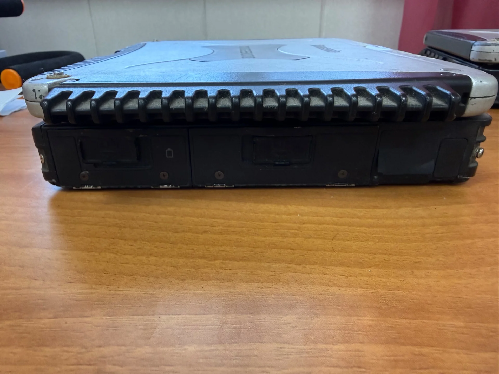 Сканер ноутбук Panasonic Toughbook CF-18 - миниатюра 7