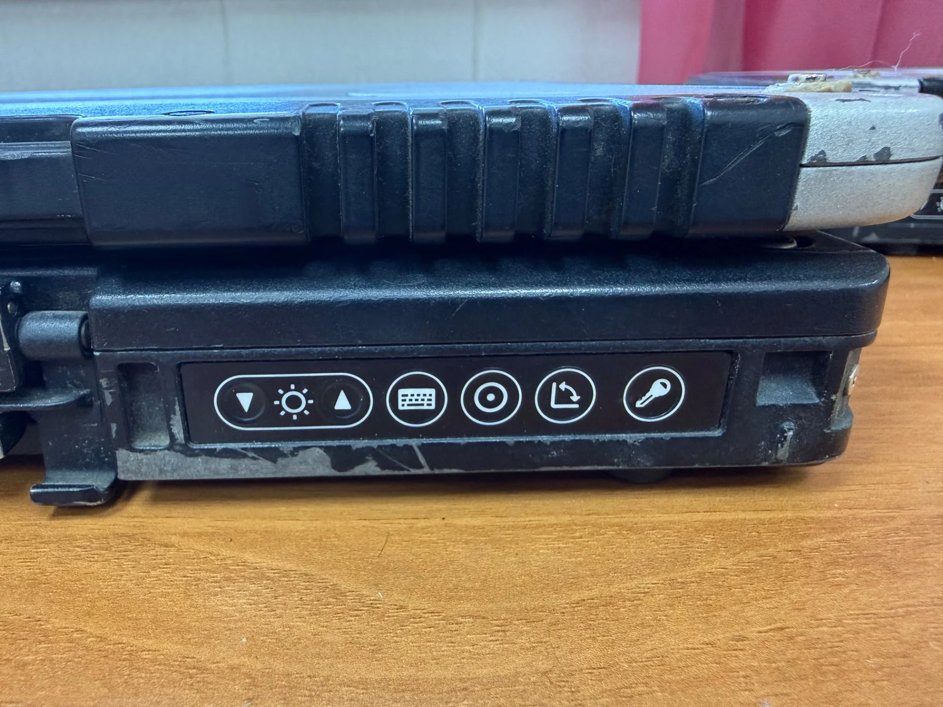 Сканер ноутбук Panasonic Toughbook CF-18 - миниатюра 8