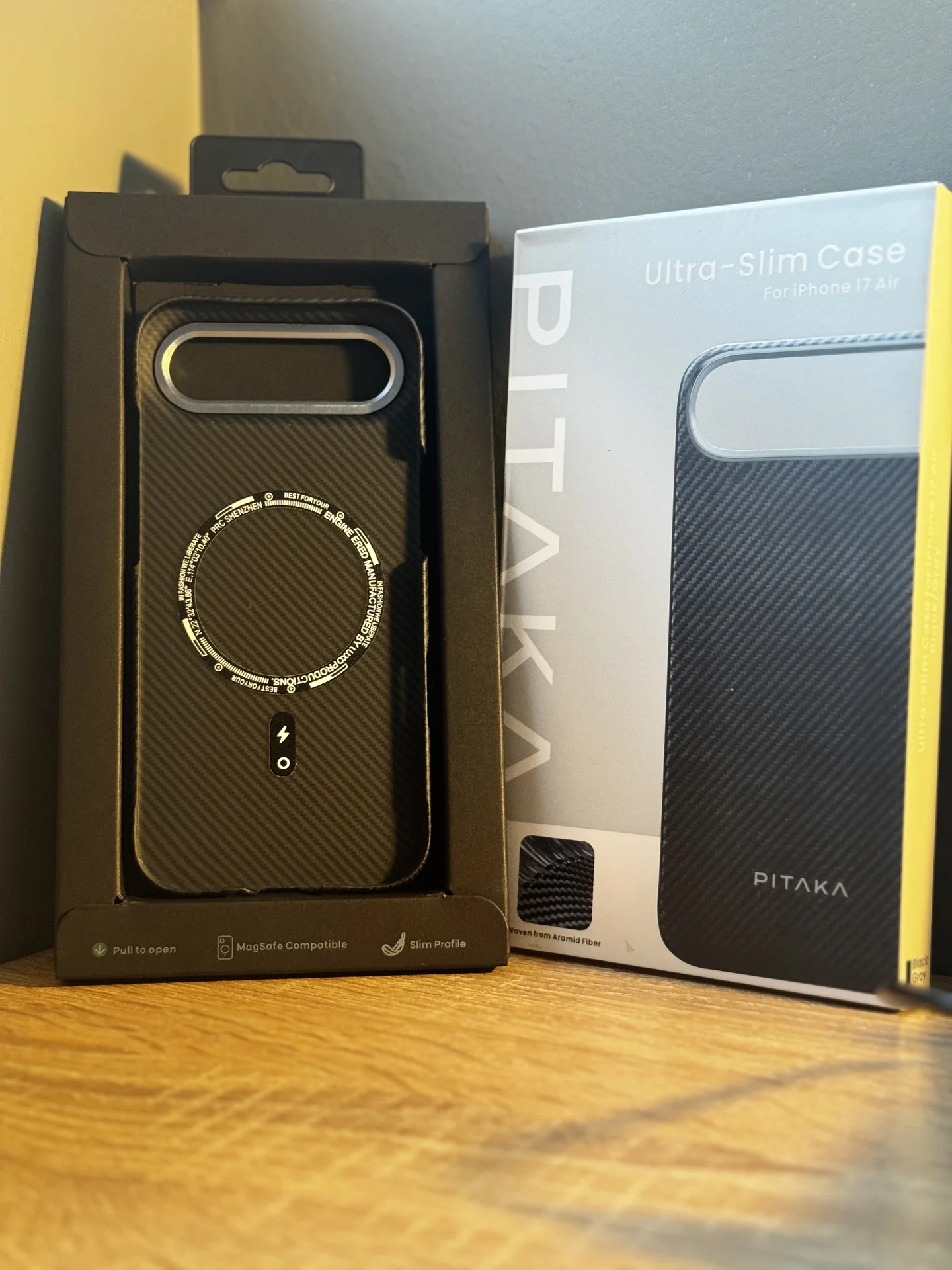 Чехол Pitaka на iPhone air - миниатюра 2