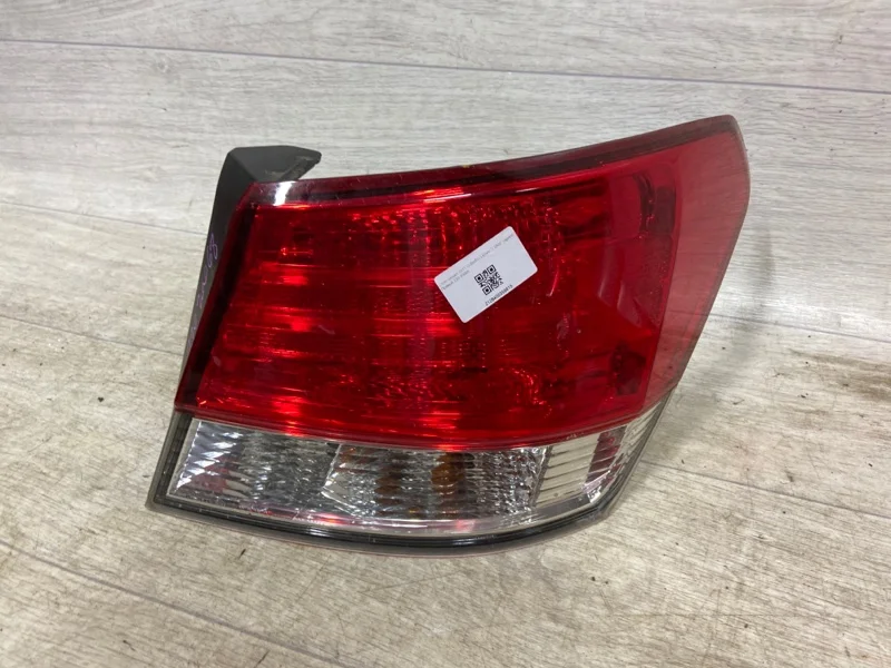 Фонарь правый Subaru Outback BR-9 2010 - миниатюра 2