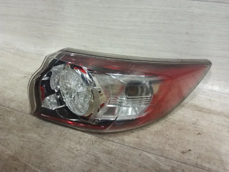 Фонарь задний правый Mazda 3 BL 2010 - миниатюра 2