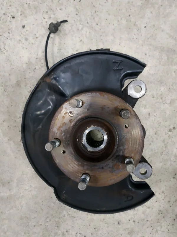 Поворотный кулак правый Honda Civic 4D FD 2007 - миниатюра 2