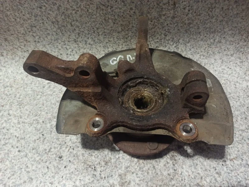 Поворотный кулак правый Mitsubishi Lancer 10 2007 - изображение 1
